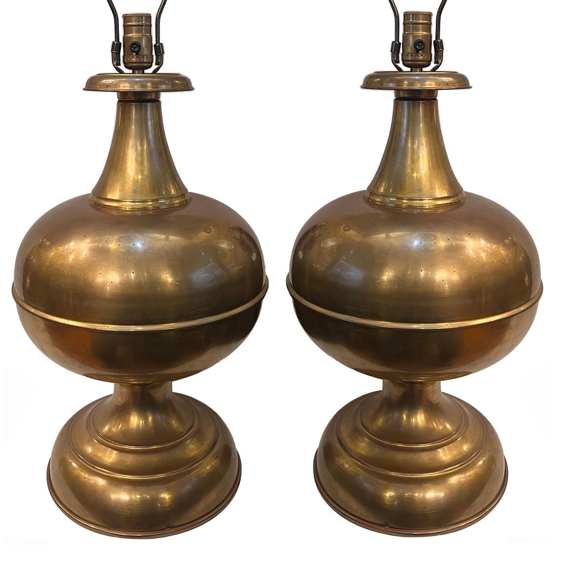 Pair of Large Brass Lamps For Sale 1