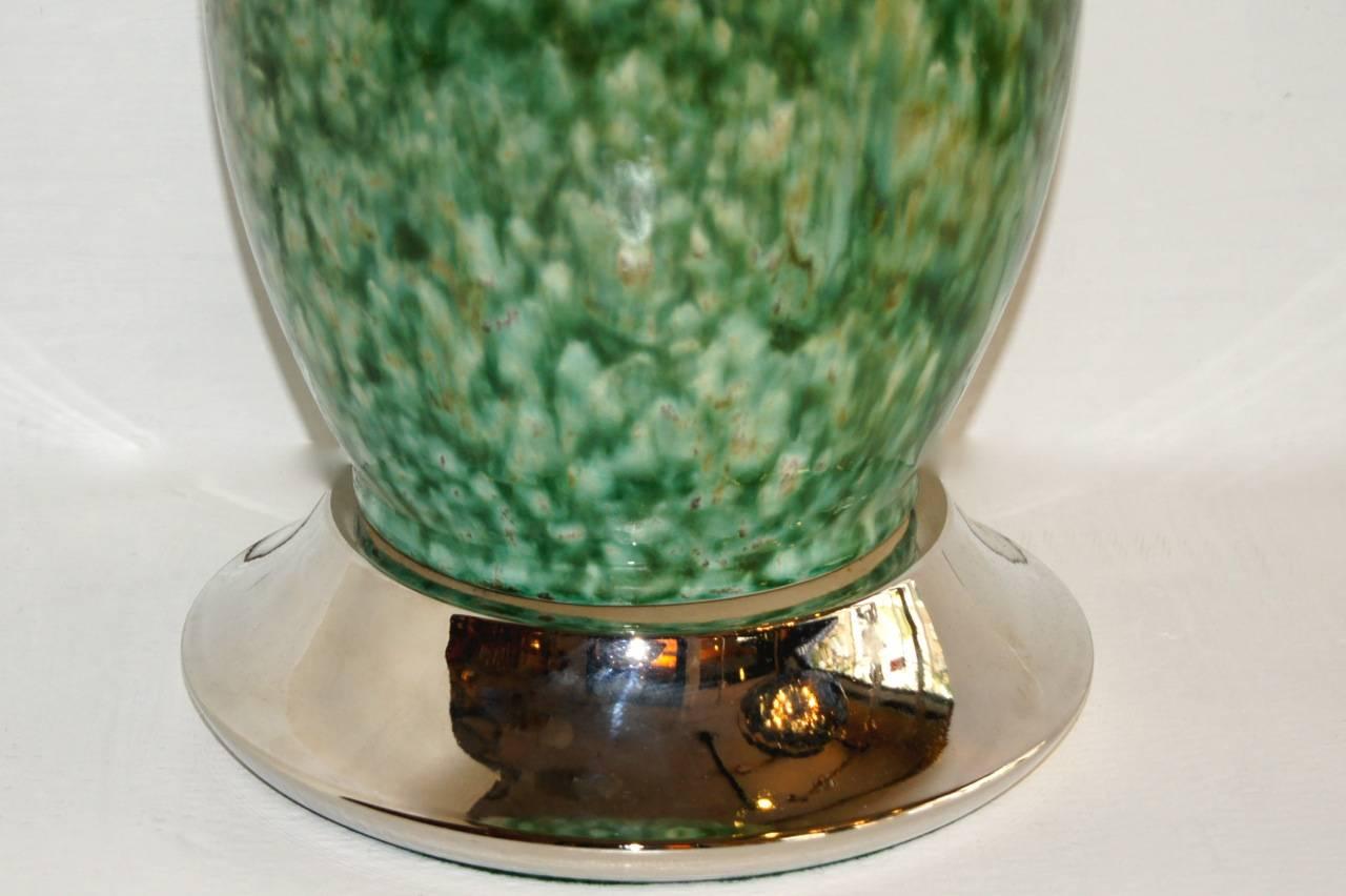 Large Mid Century Green Table Lamp In Excellent Condition For Sale In New York, NY
