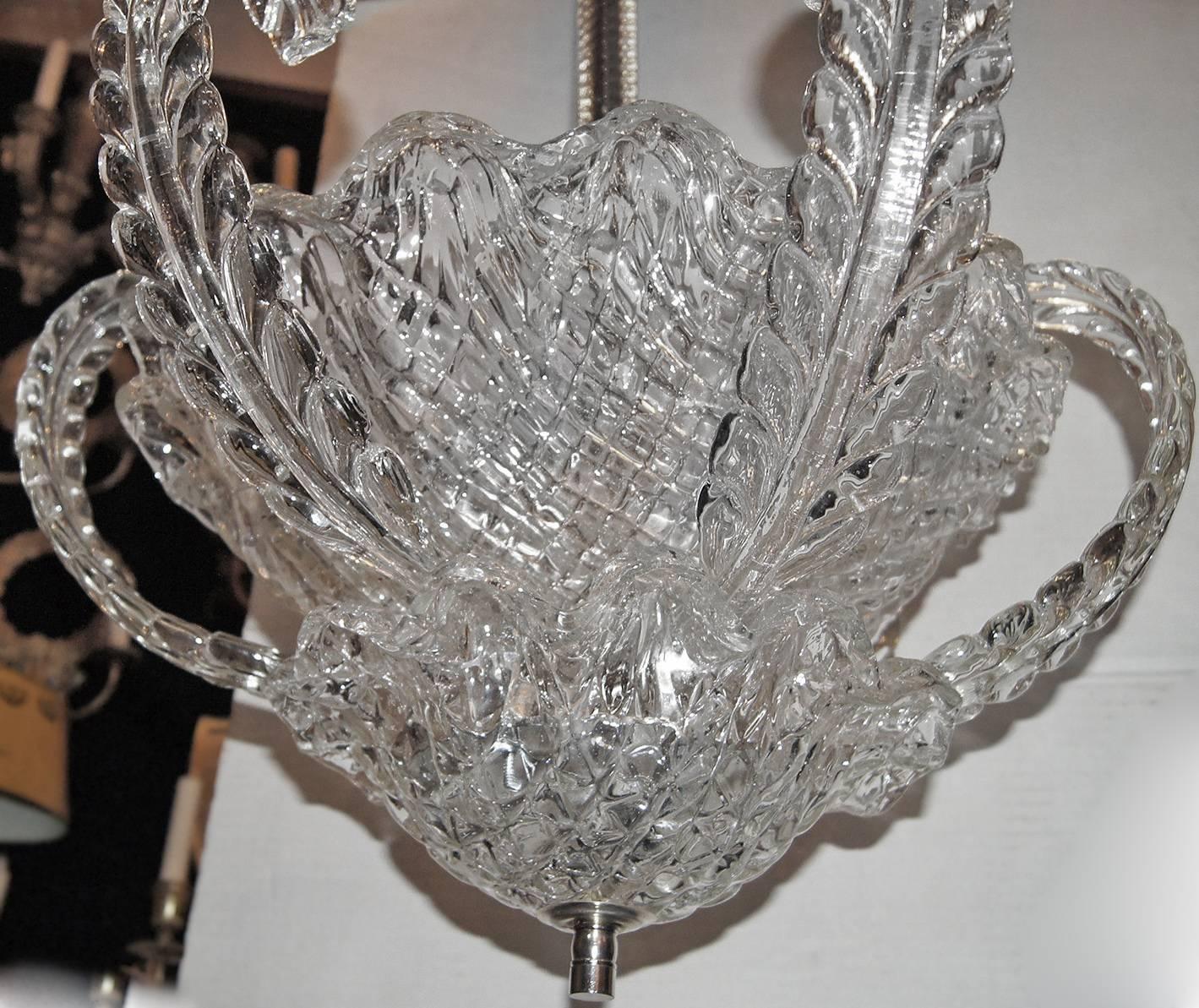 Clear Glass Murano Chandelier In Excellent Condition For Sale In New York, NY