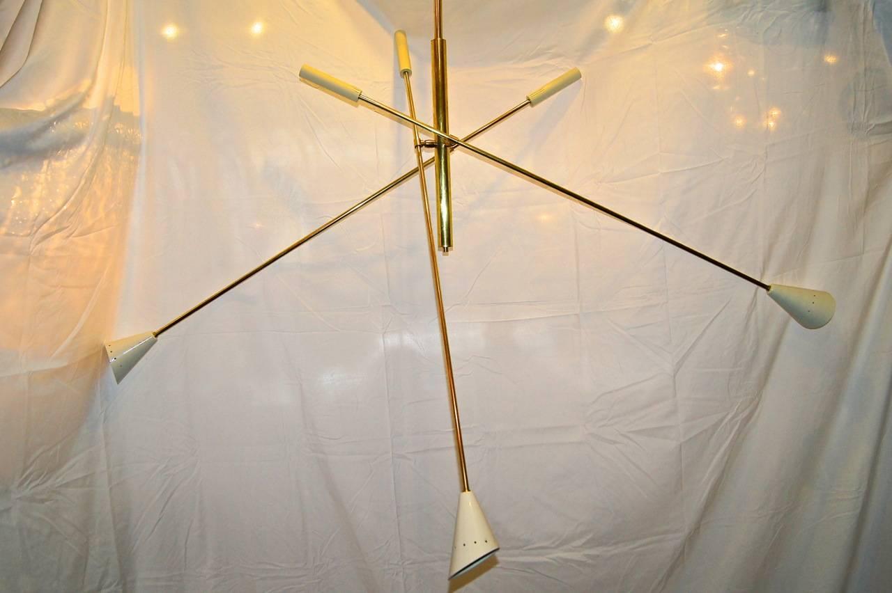 Lampadario italiano del Medioevo In condizioni ottime in vendita a New York, NY