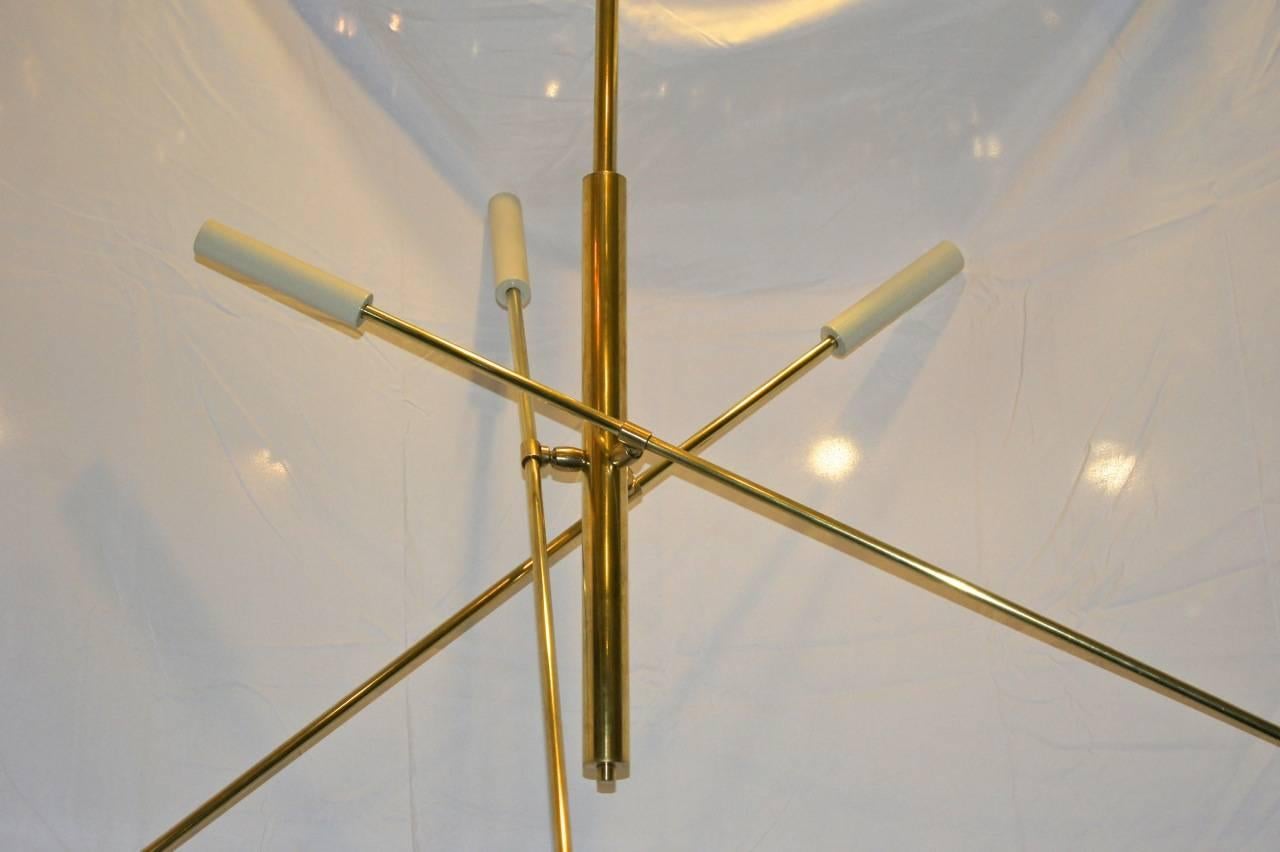 Metà XX secolo Lampadario italiano del Medioevo in vendita