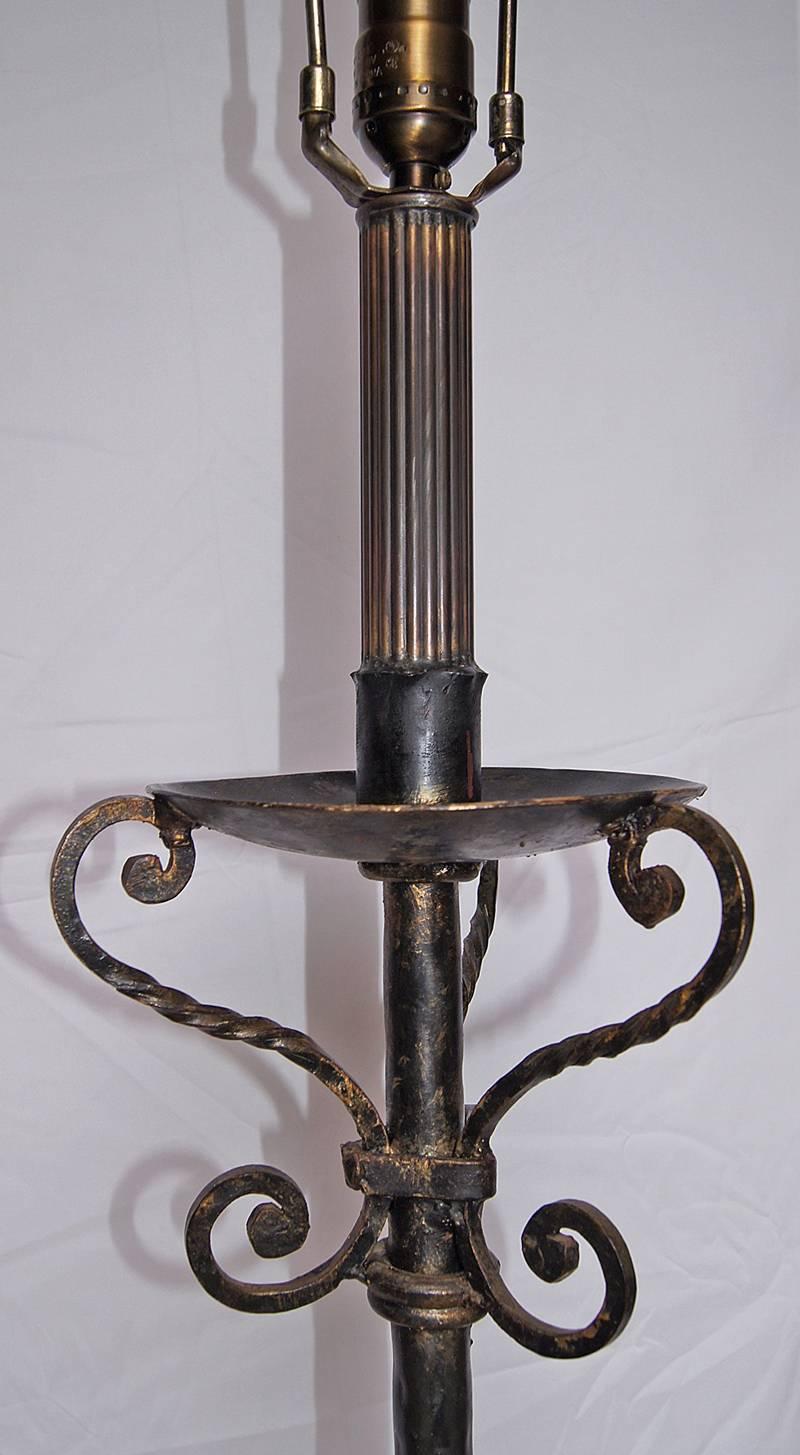 Early 20th Century Pair of Wrought Iron Floor Lamps