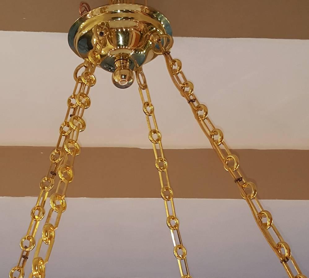 Circa 1940's French gilt bronze chandelier with 20 lights.

Measurements:
Height:43