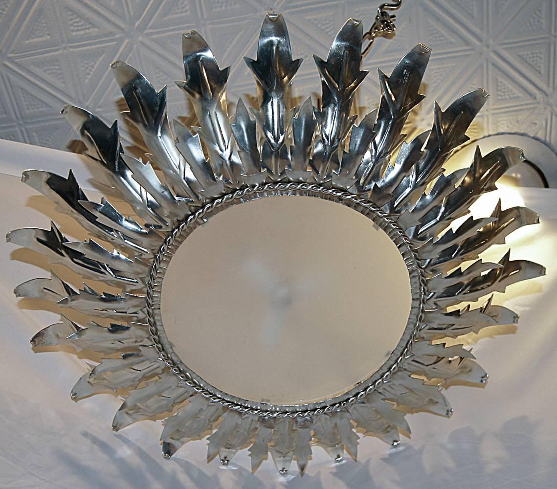 Silver Plated Sunburst In Good Condition For Sale In New York, NY