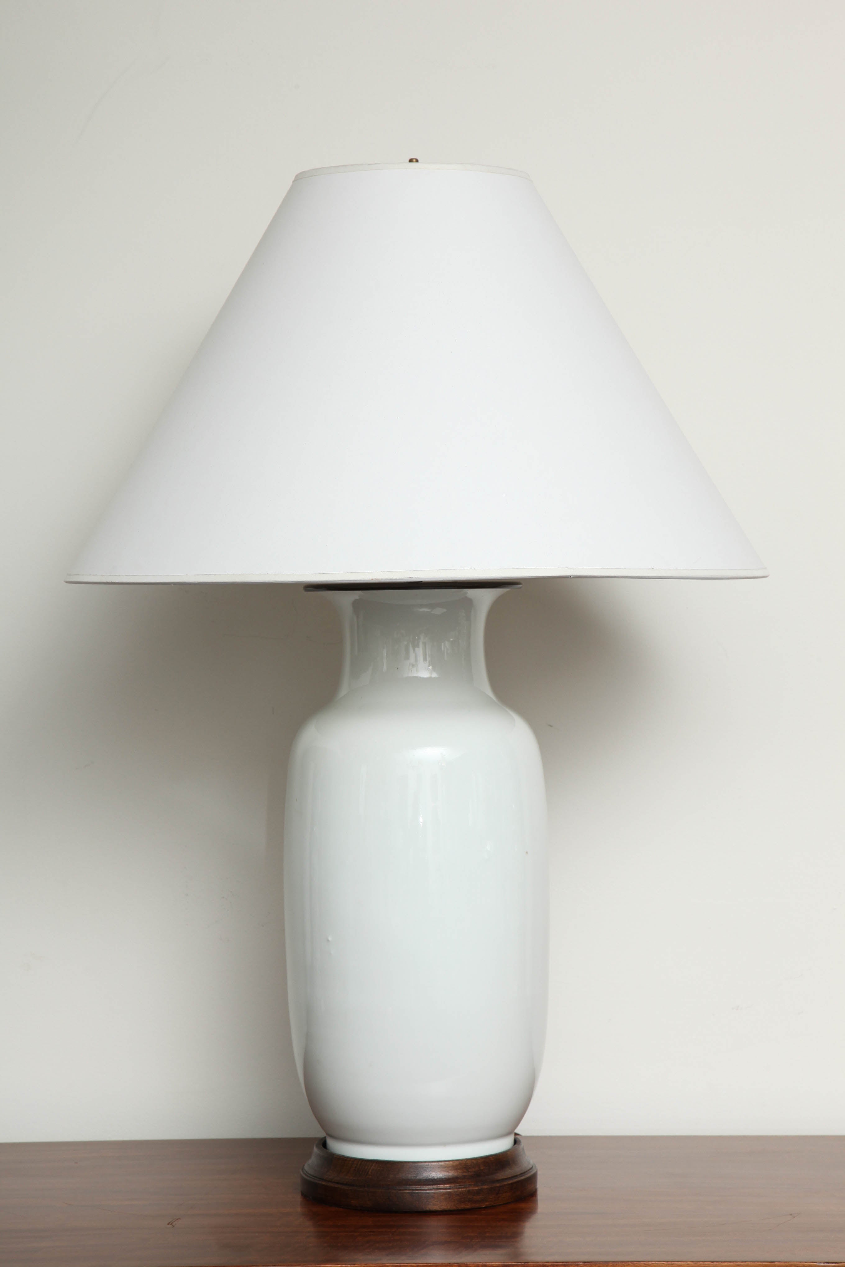 Early 20th Century Blanc de Chine Lamp