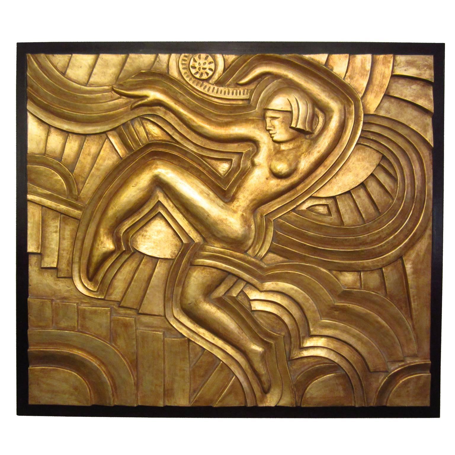 Relief Art déco sculpté à la main en feuille d'or en vente