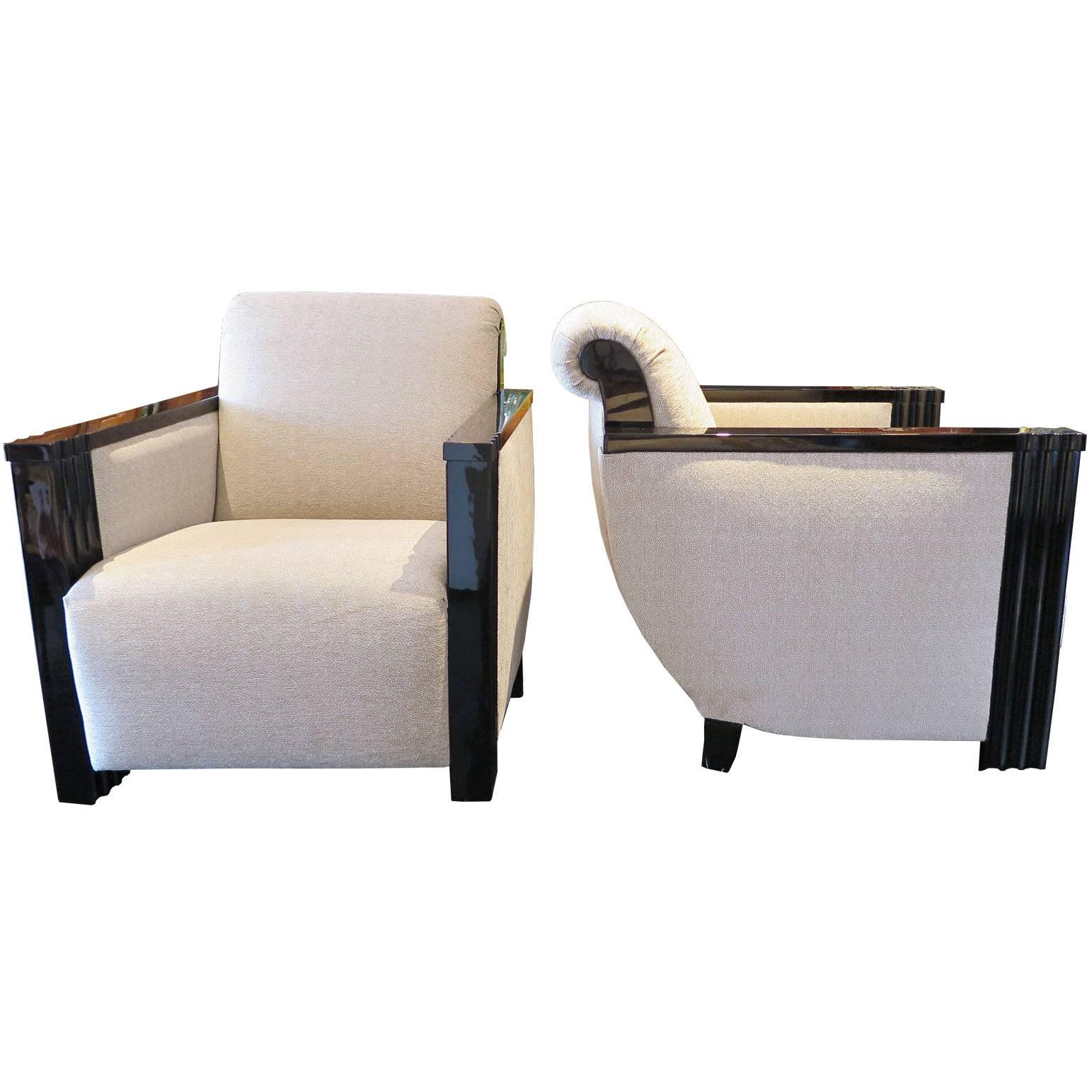 Pair of Art Deco salon chairs in dark Palisander with fluted legs and a curved back. Re-upholstered in a cotton viscose. Attributed to Christian Krass.