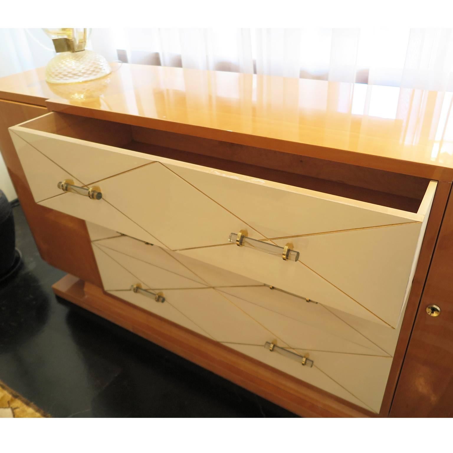 French Art Deco Maple and Lacquer Sideboard with Lucite Pulls In Good Condition In Los Angeles, CA
