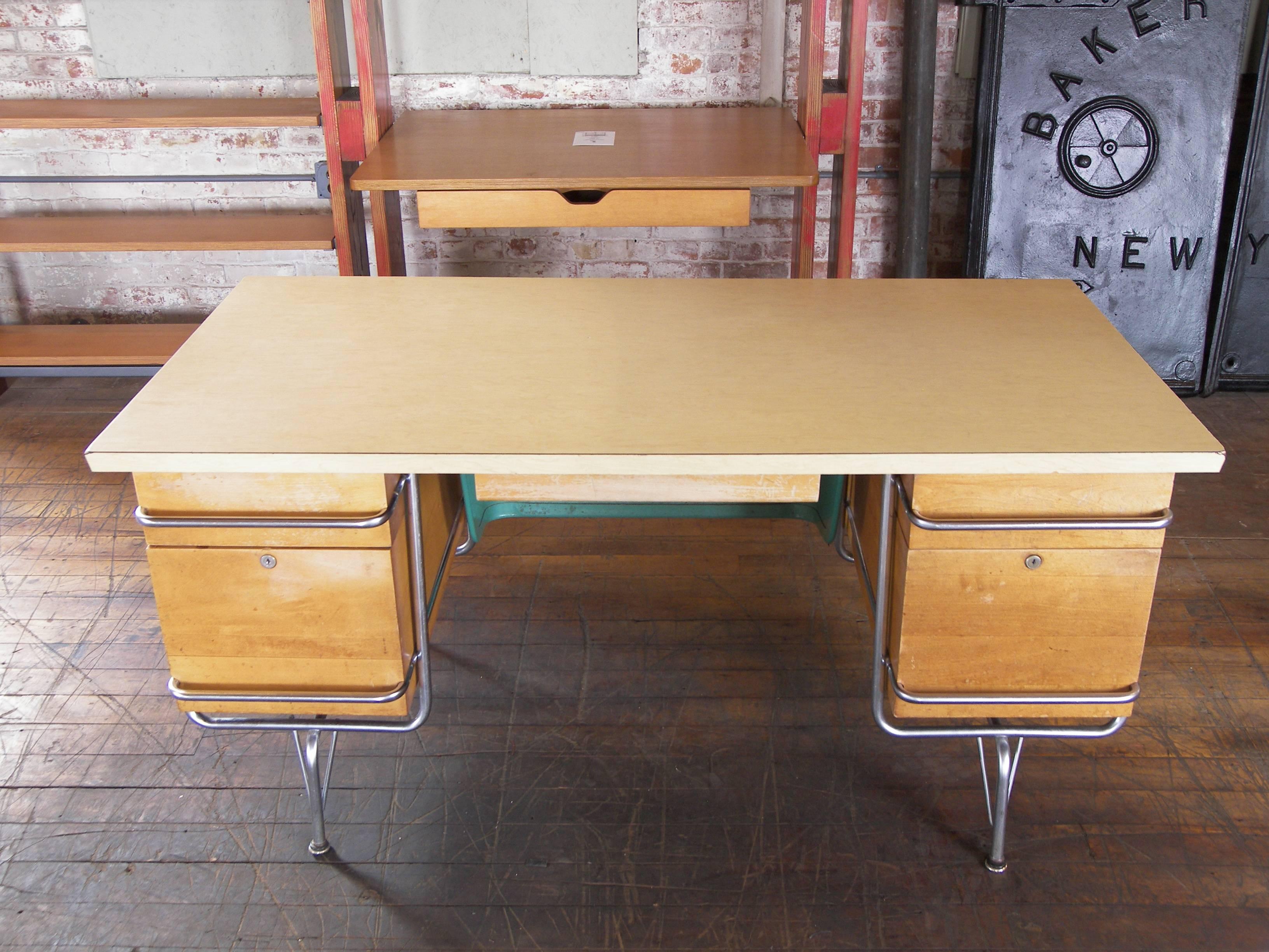 North American Heywood-Wakefield Desk, 1950s Mid-Century Modern Trimline Chrome and Wood