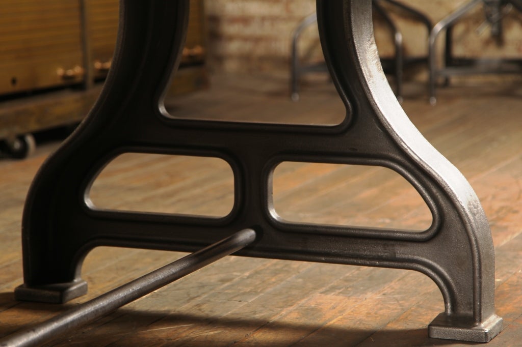 cast iron industrial table legs