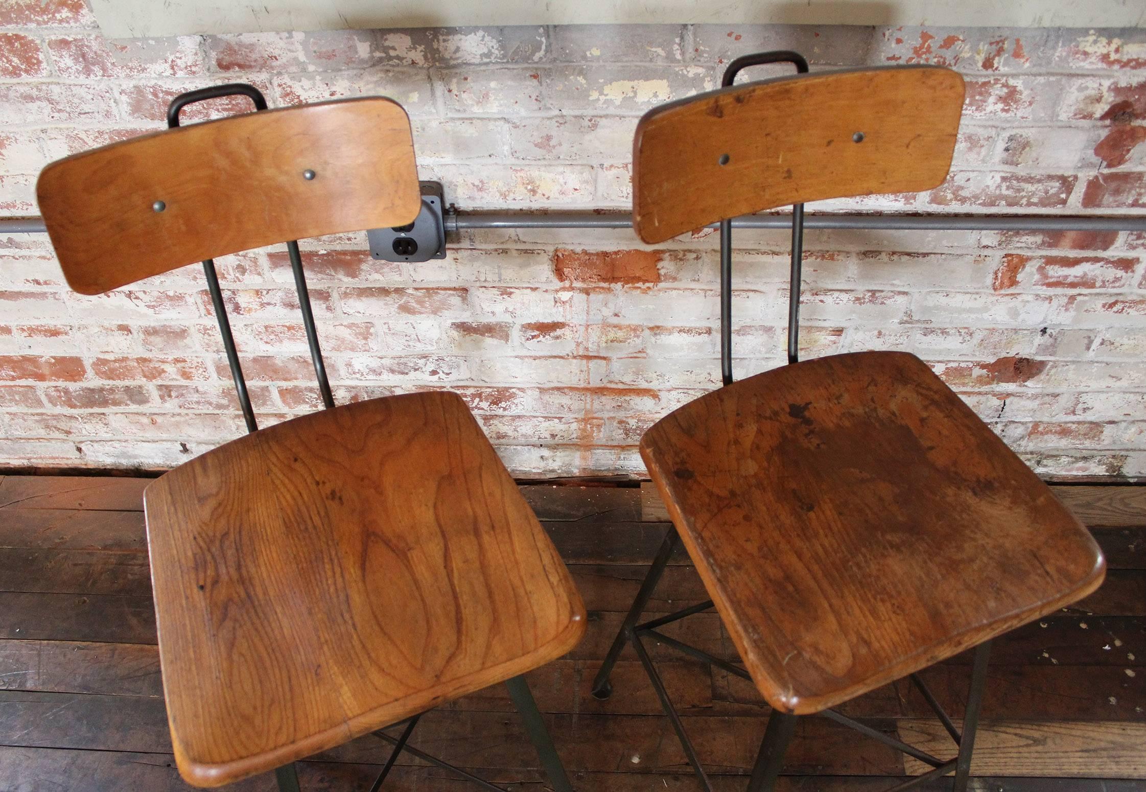 wood and metal bar stools with backs