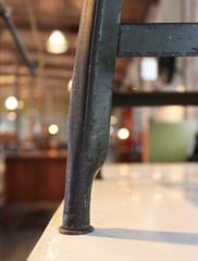 Rückenfreier Hocker, Sitz, Industrie-Metall-Maschinenzeitalter/ Werkstatt Shop