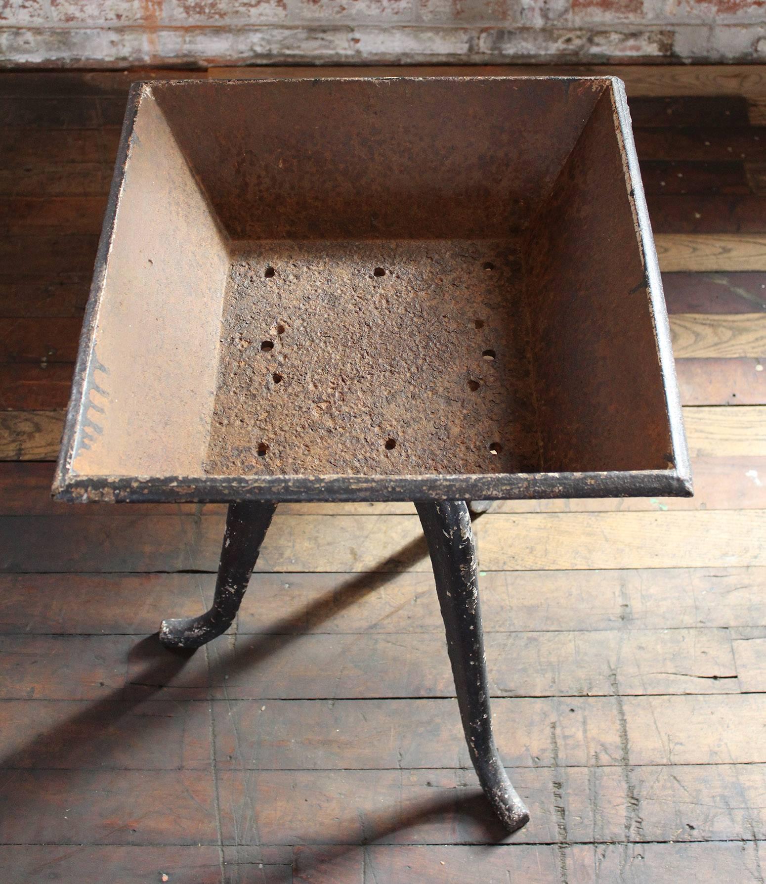 Rustic Vintage Industrial Cast Iron Planter, Stand Table Art In Distressed Condition In Oakville, CT