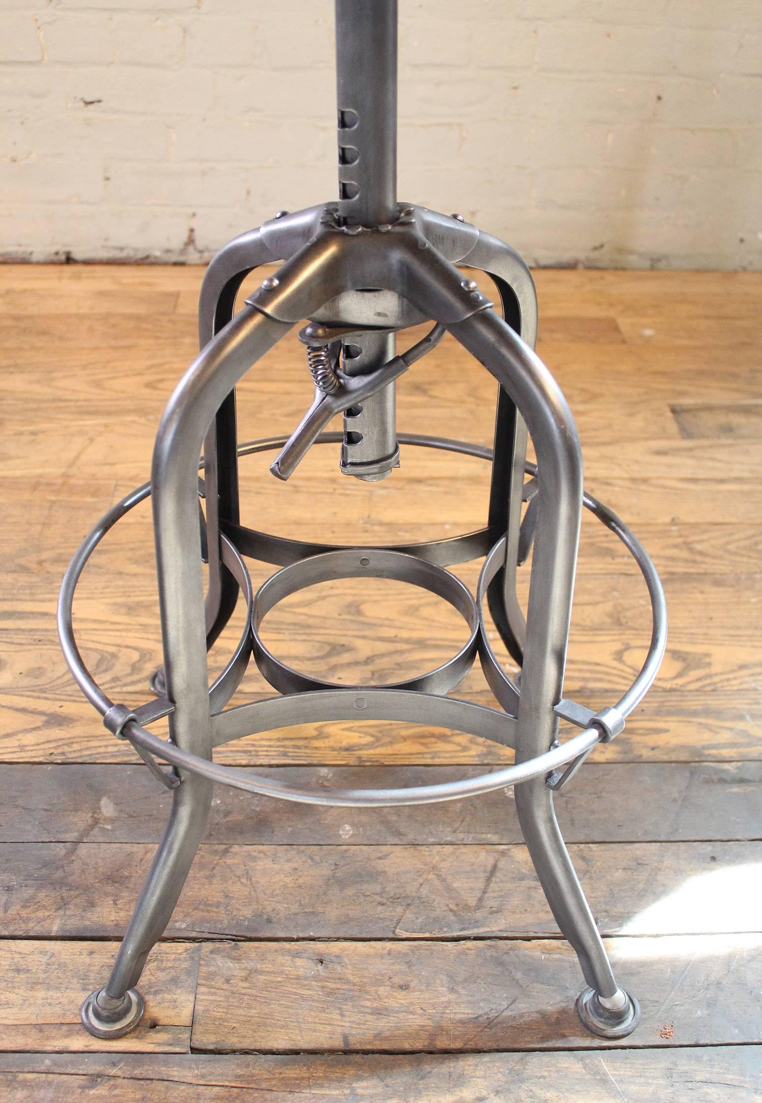 Original Vintage Industrial Toledo Backless Wood and Metal Adjustable Bar Stool In Good Condition In Oakville, CT