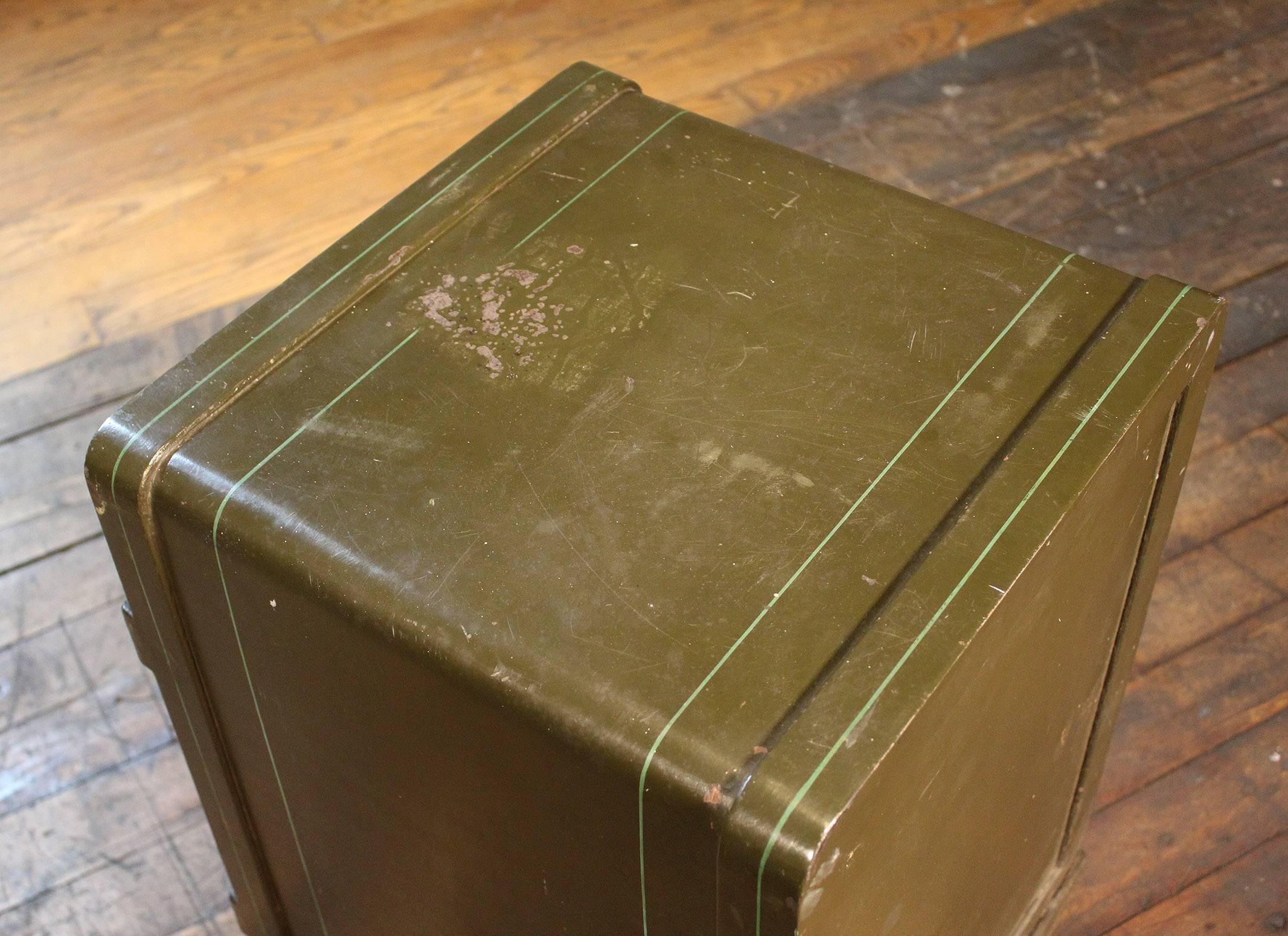 20th Century Antique Spector Safe on Wheels Painted & Pinstriped Steel