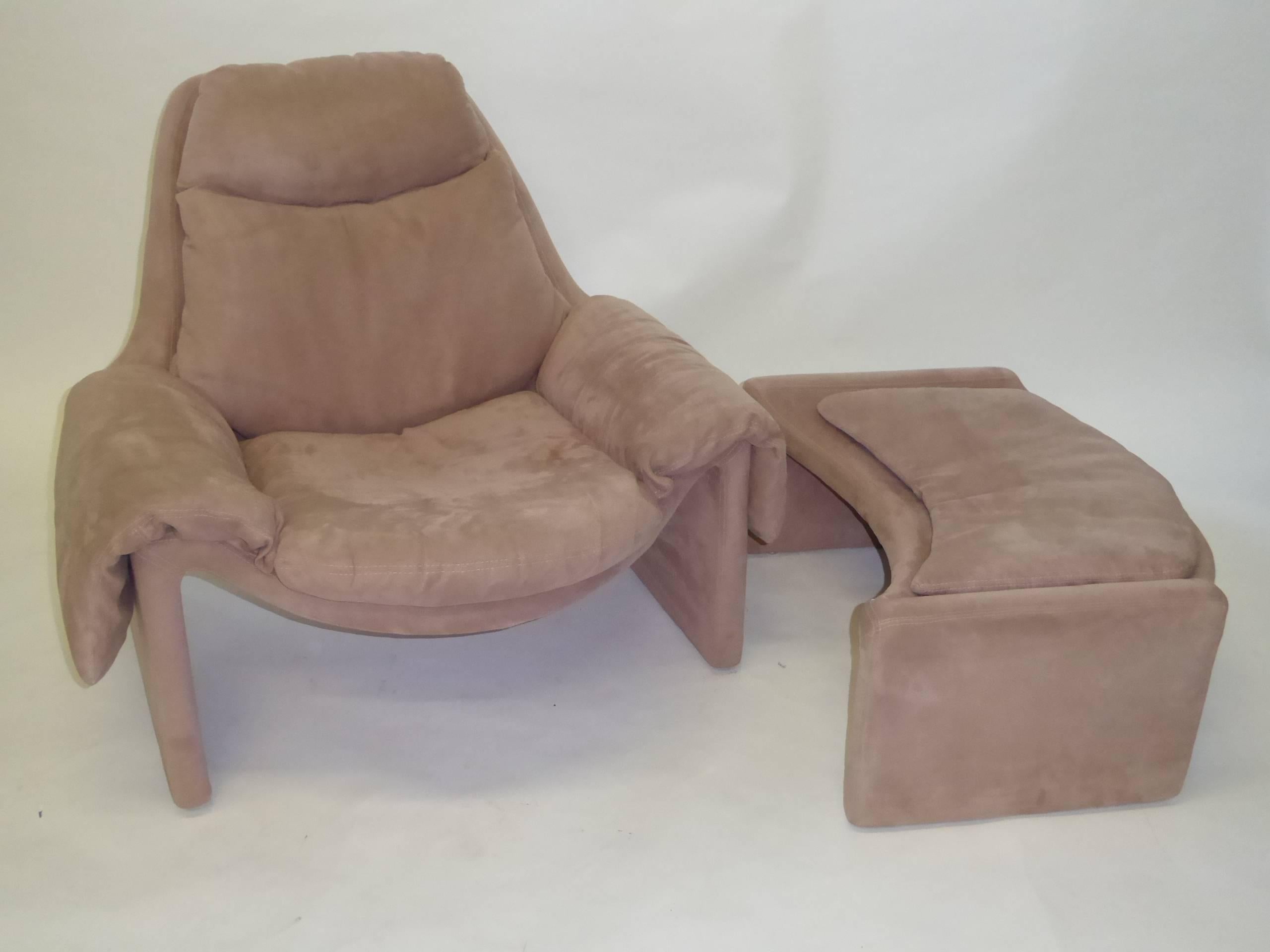 Italian Vittorio Introini P60 Lounge Chair Ottoman Saporiti Proposals Collection