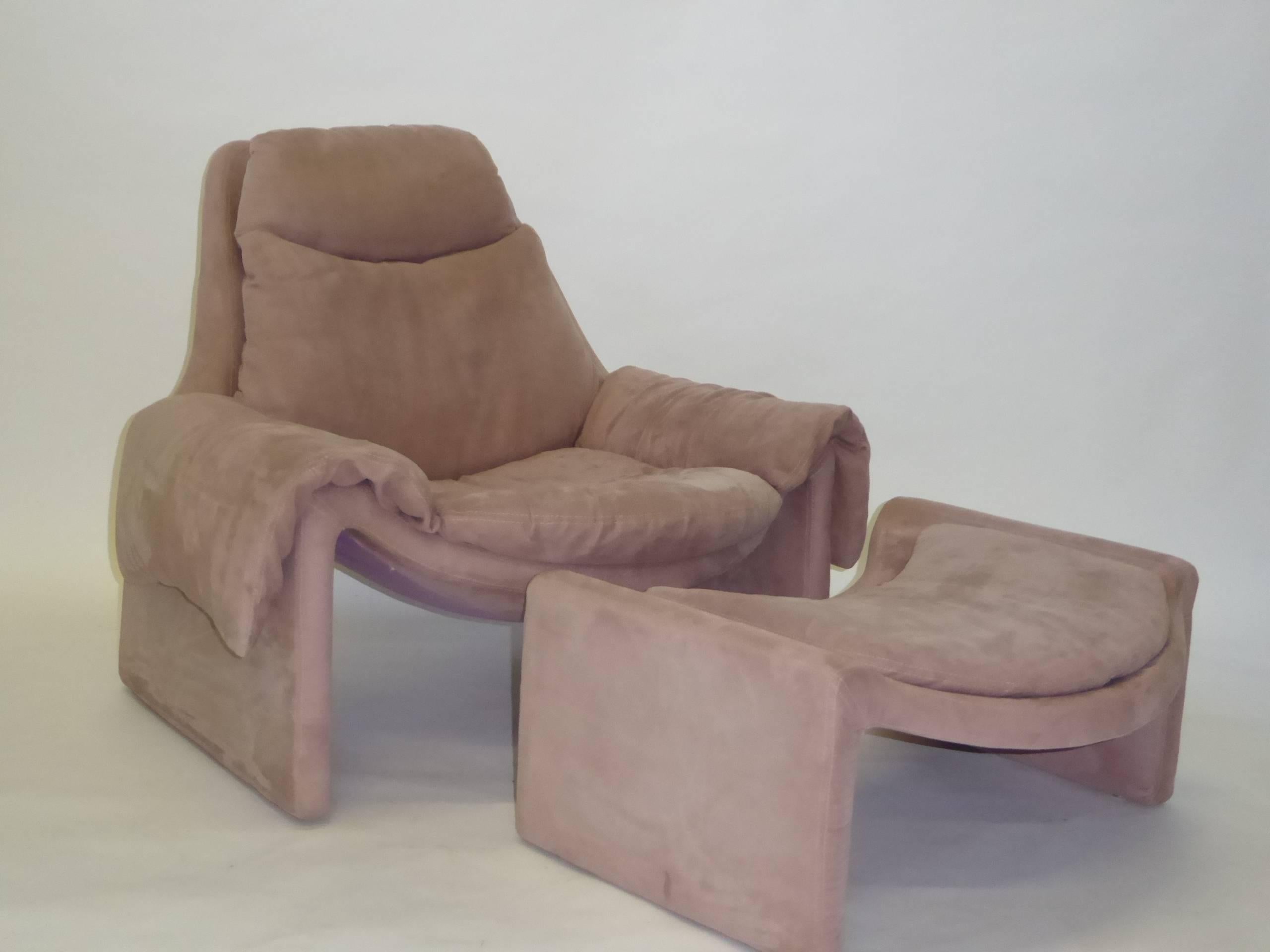 Vittorio Introini P60 Lounge Chair Ottoman Saporiti Proposals Collection In Good Condition In Miami, FL