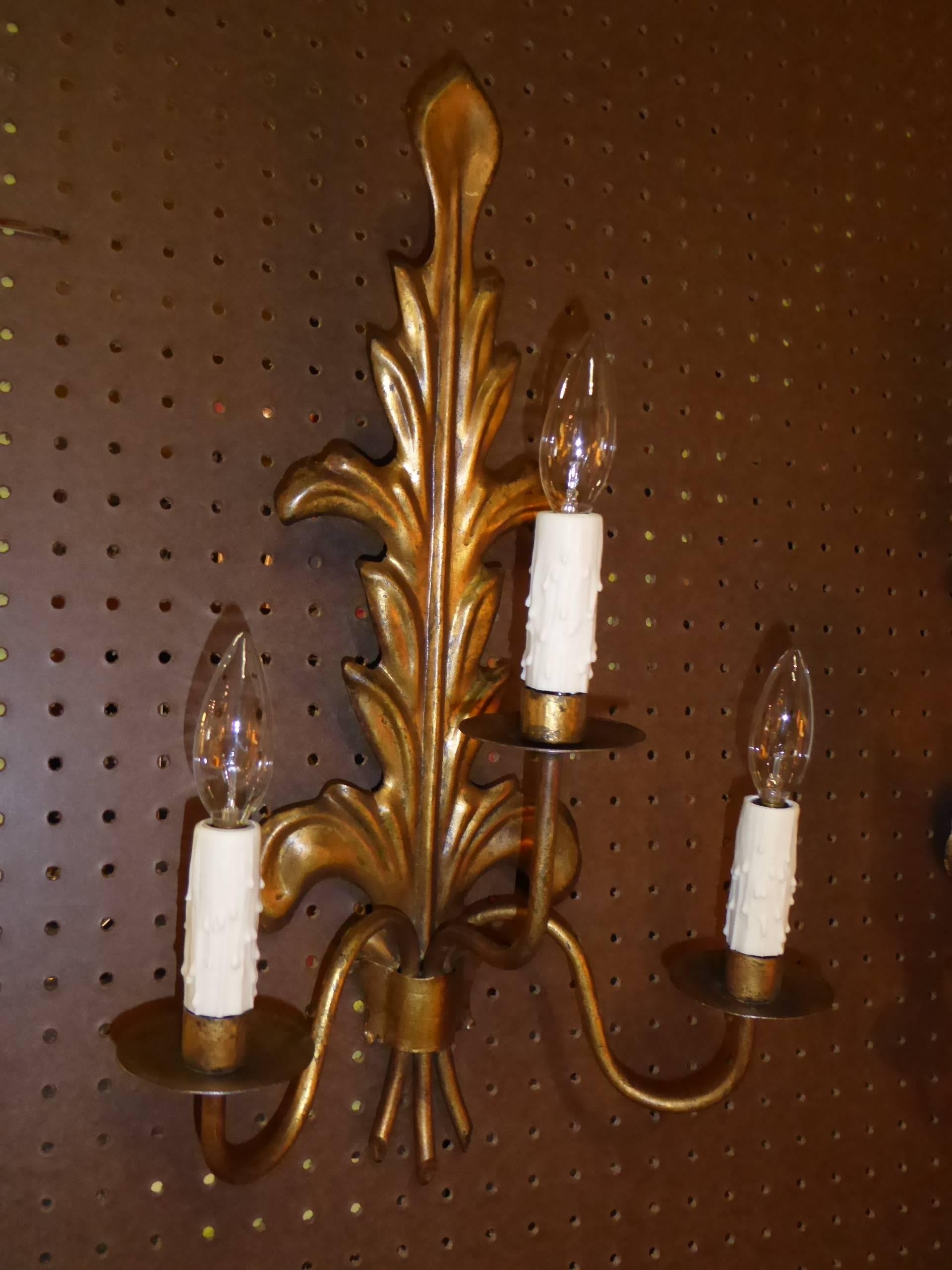 Mid-20th Century Modern Pair of Acanthus Leaf Gilt Metal Three-Candle Sconces 1950s For Sale