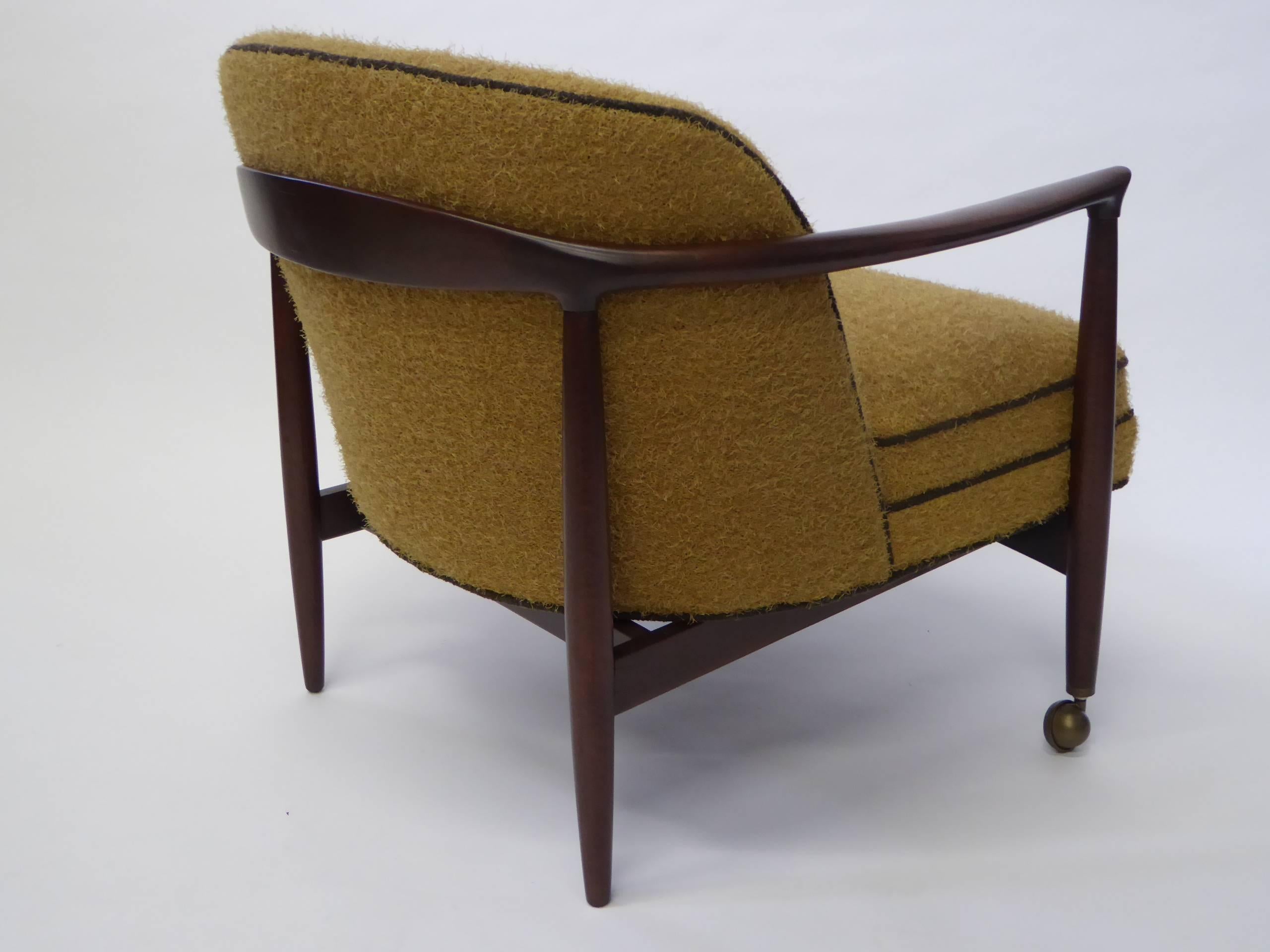 Danish Handsome Ib Kofod-Larsen Lounge Chair for France & Son