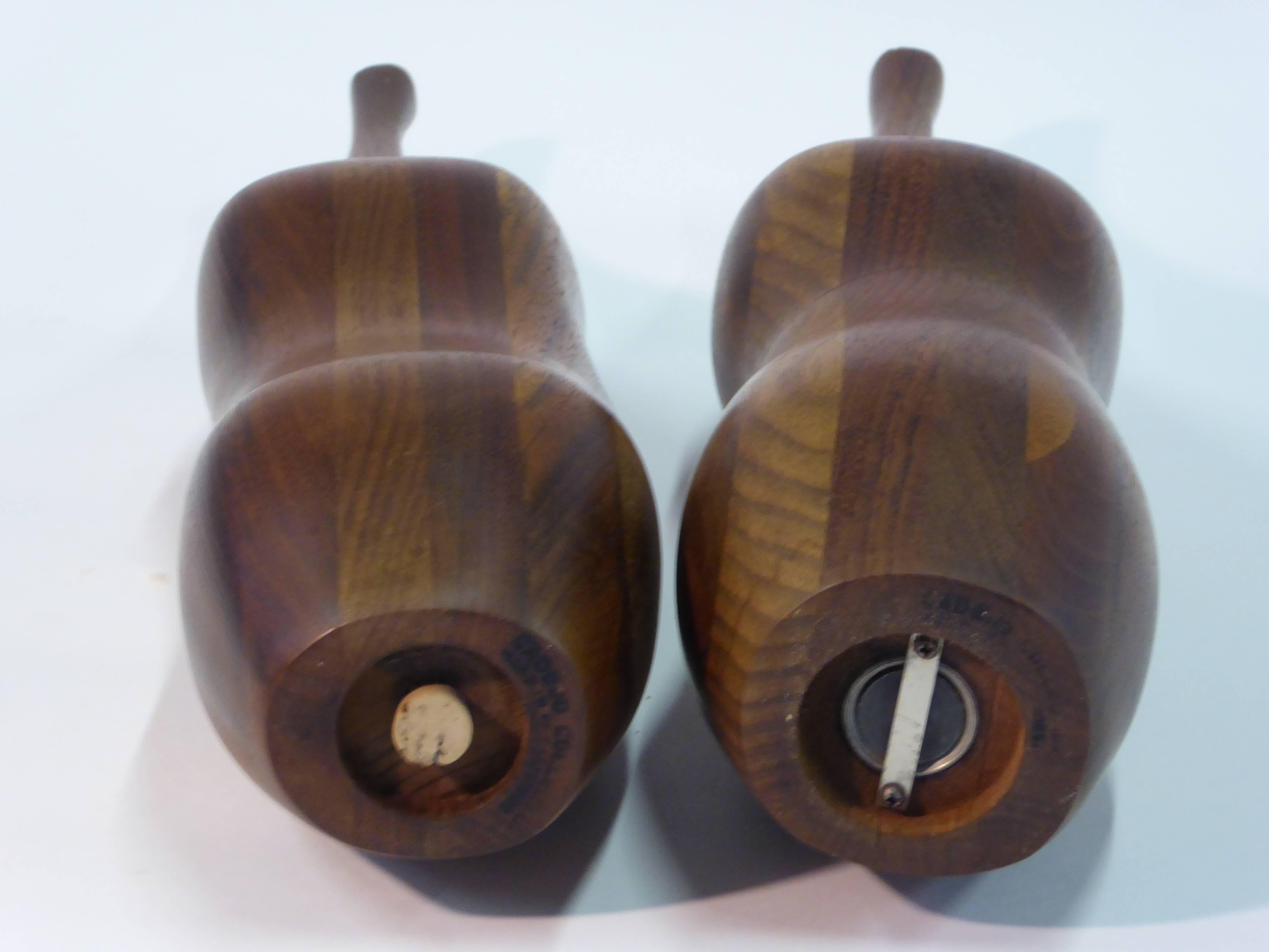 Tall Organic Mid century Daniel Loomis Valenza Shaped Walnut Salt and Pepper Mil 2