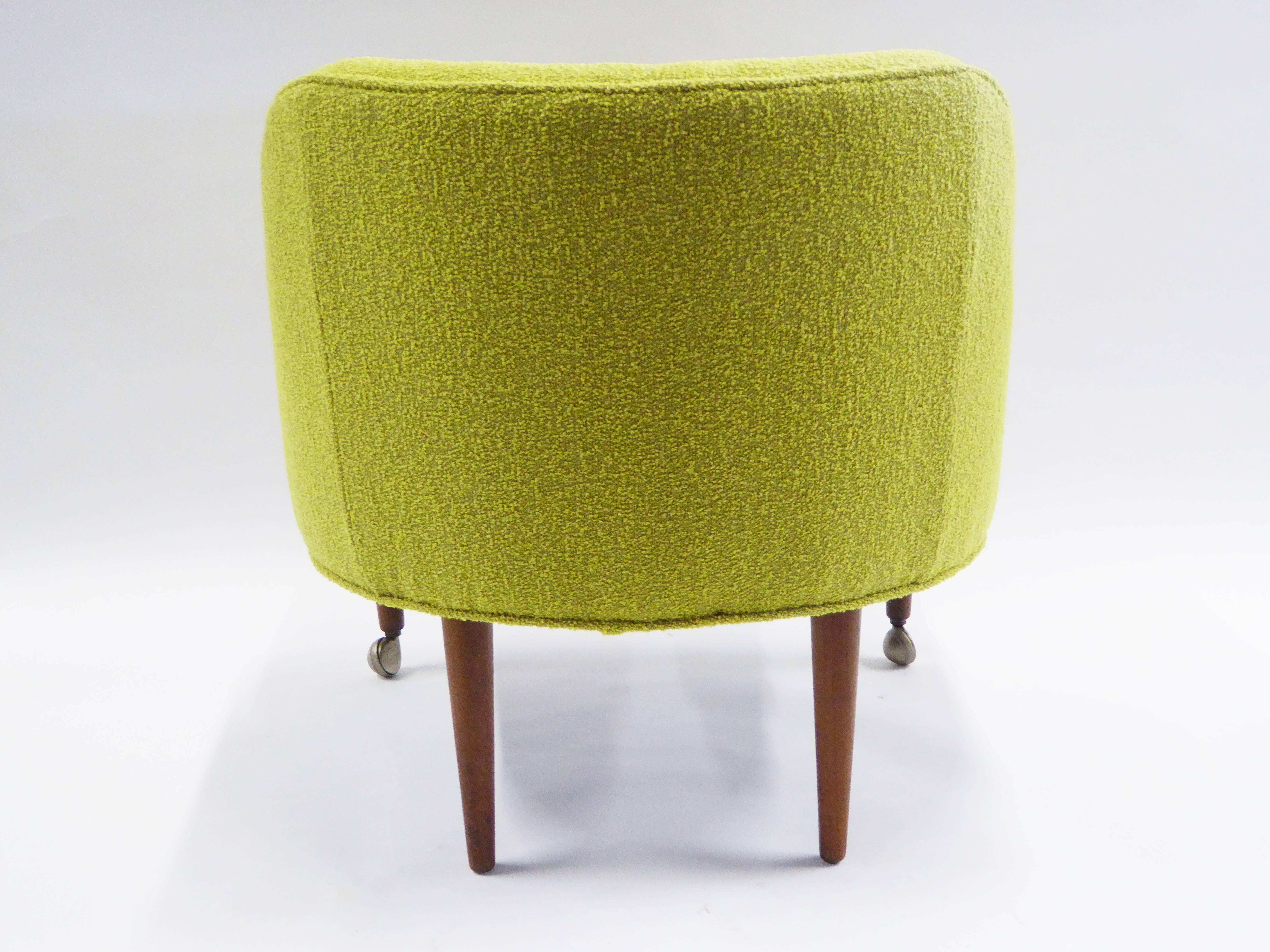 1950s Orla Molgaard Nielsen Style Boucle Upholstered Armchair In Excellent Condition In Miami, FL