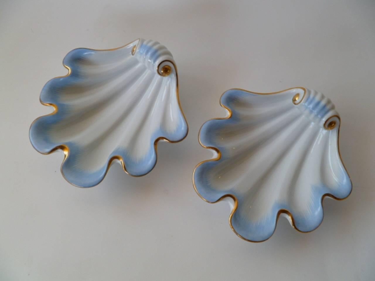 REDUCED FROM $750.
Wonderful pair of Herend pre-war late 1930s shell vessels created by the famous porcelain maker in Hungary. The company started in 1838 producing high quality porcelain pieces for royalty and well-to-do clients. These particular