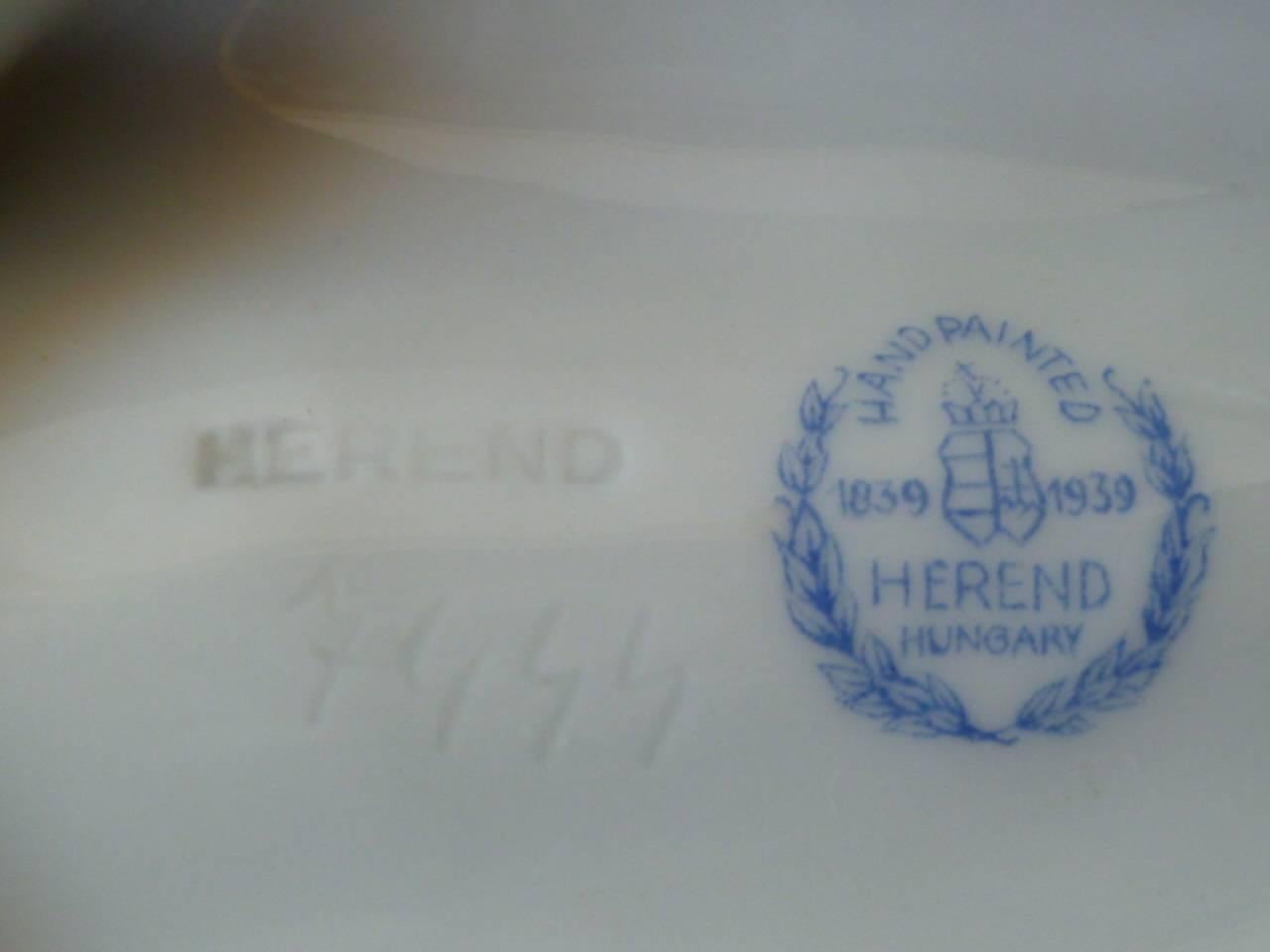 Pair of Herend Hungary Modern Shell Porcelain Vessels, 1939 1