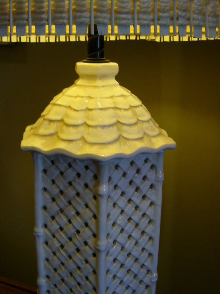 Hollywood Regency 1950s Nardini Oriental Motif  Mid Century Modern Table Lamp For Sale