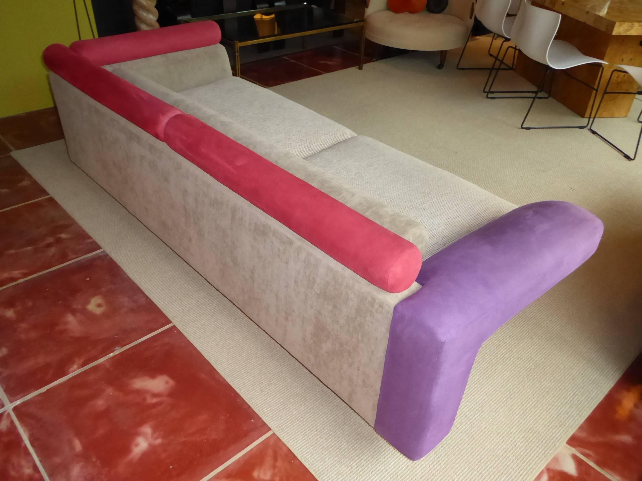 Late 20th Century 1980s Elegant Post Modern Memphis Inspired Sofa