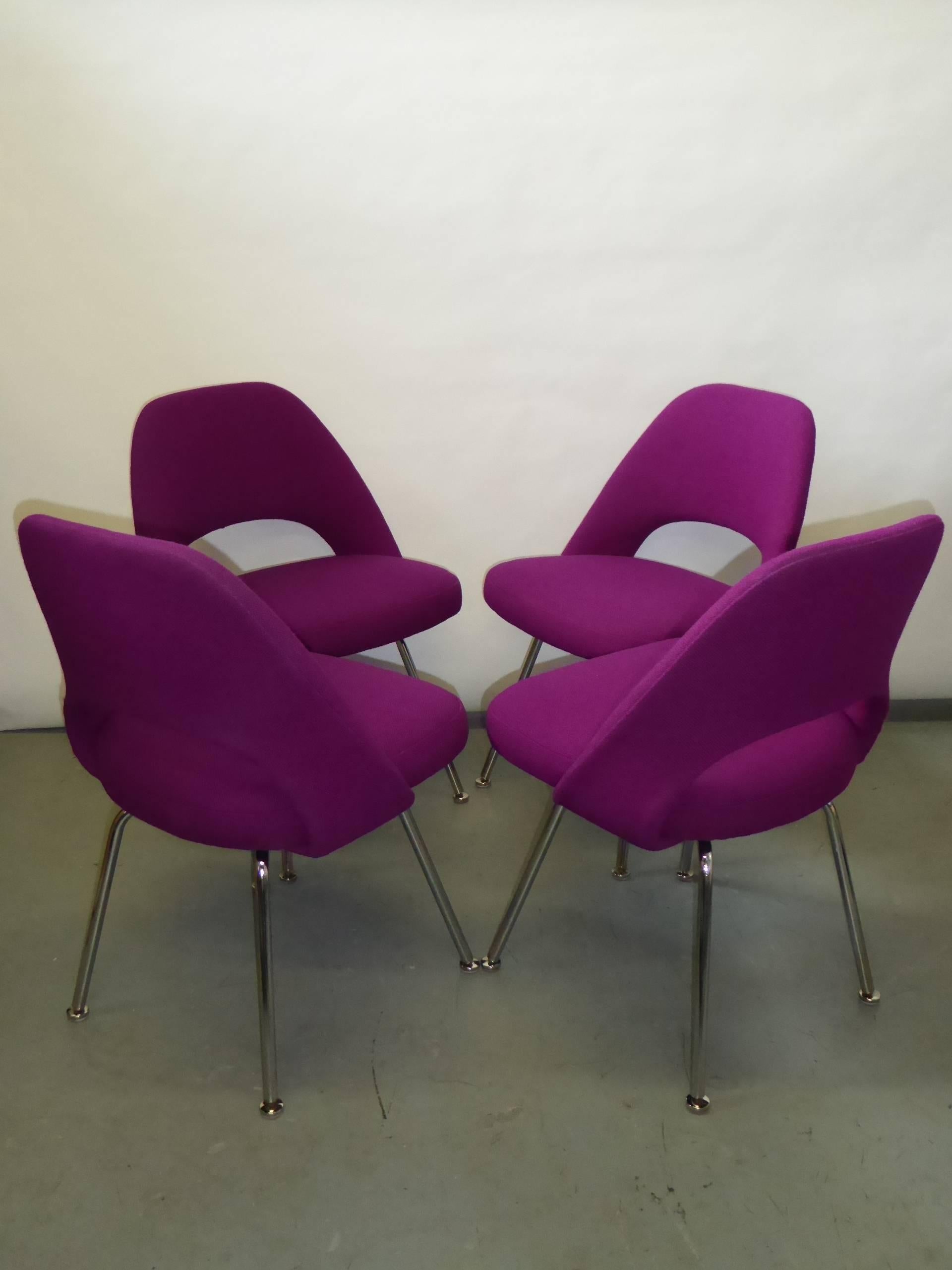 American FOUR 1950s Saarinen No. 71 Series Chairs for Knoll