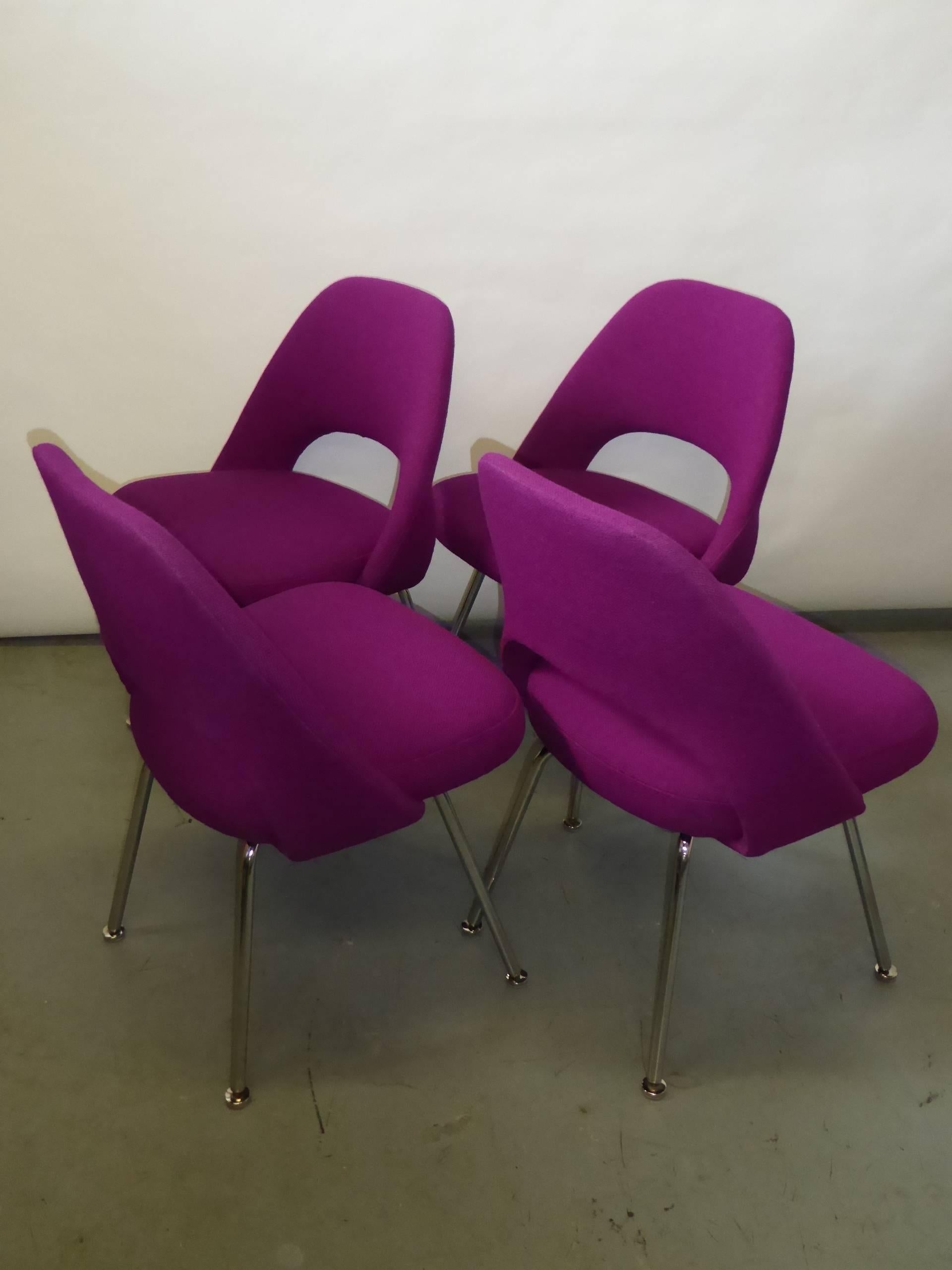 Mid-Century Modern FOUR 1950s Saarinen No. 71 Series Chairs for Knoll