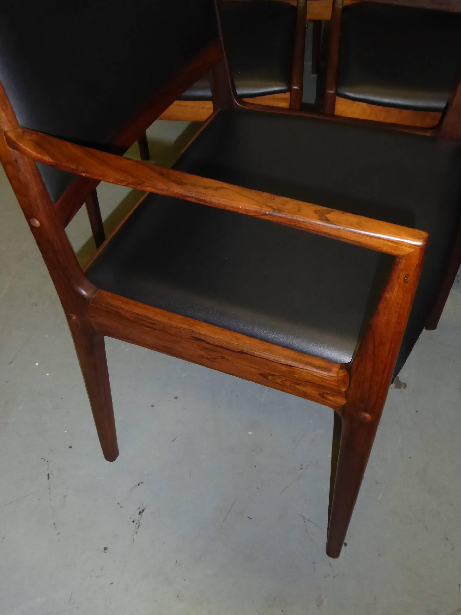 Ten Rosewood Ib Kofod-Larsen Dining Chairs, Denmark 1960s In Excellent Condition In Miami, FL