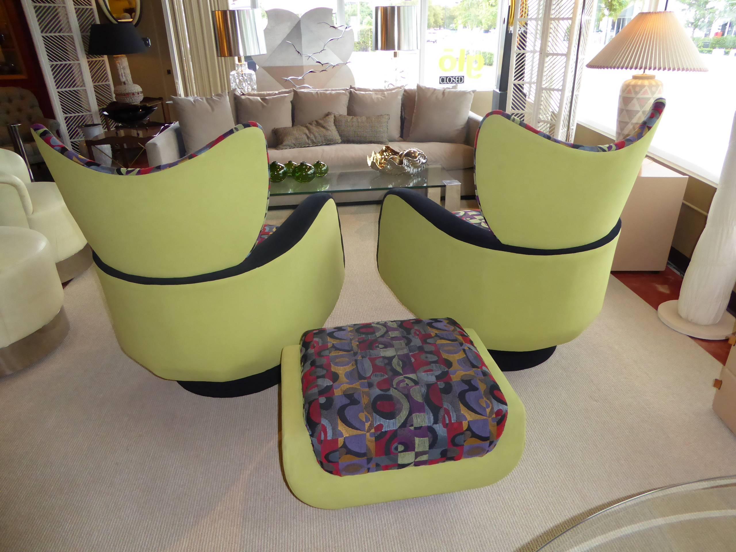 Mid-Century Modern Pair of Vladimir Kagan Lounge Chairs for Directional with Ottoman