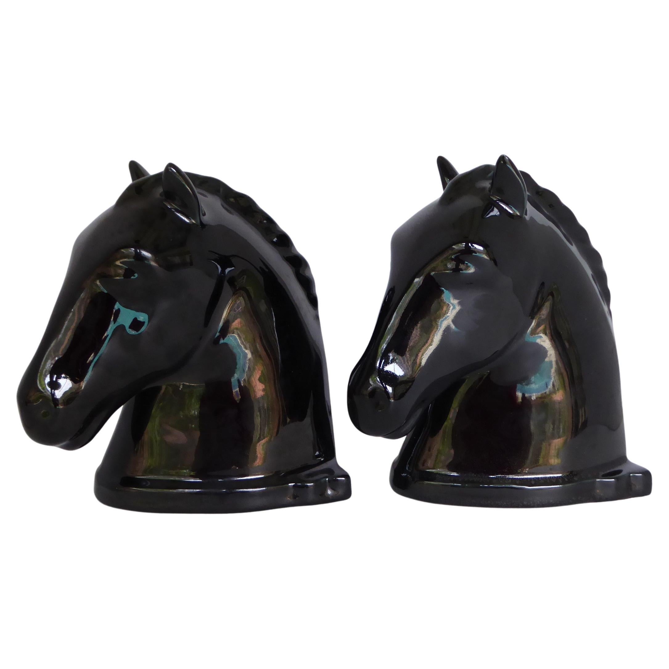 1940s Pair Modern Pottery Black Horse Head Bookends Abingdon Pottery For Sale