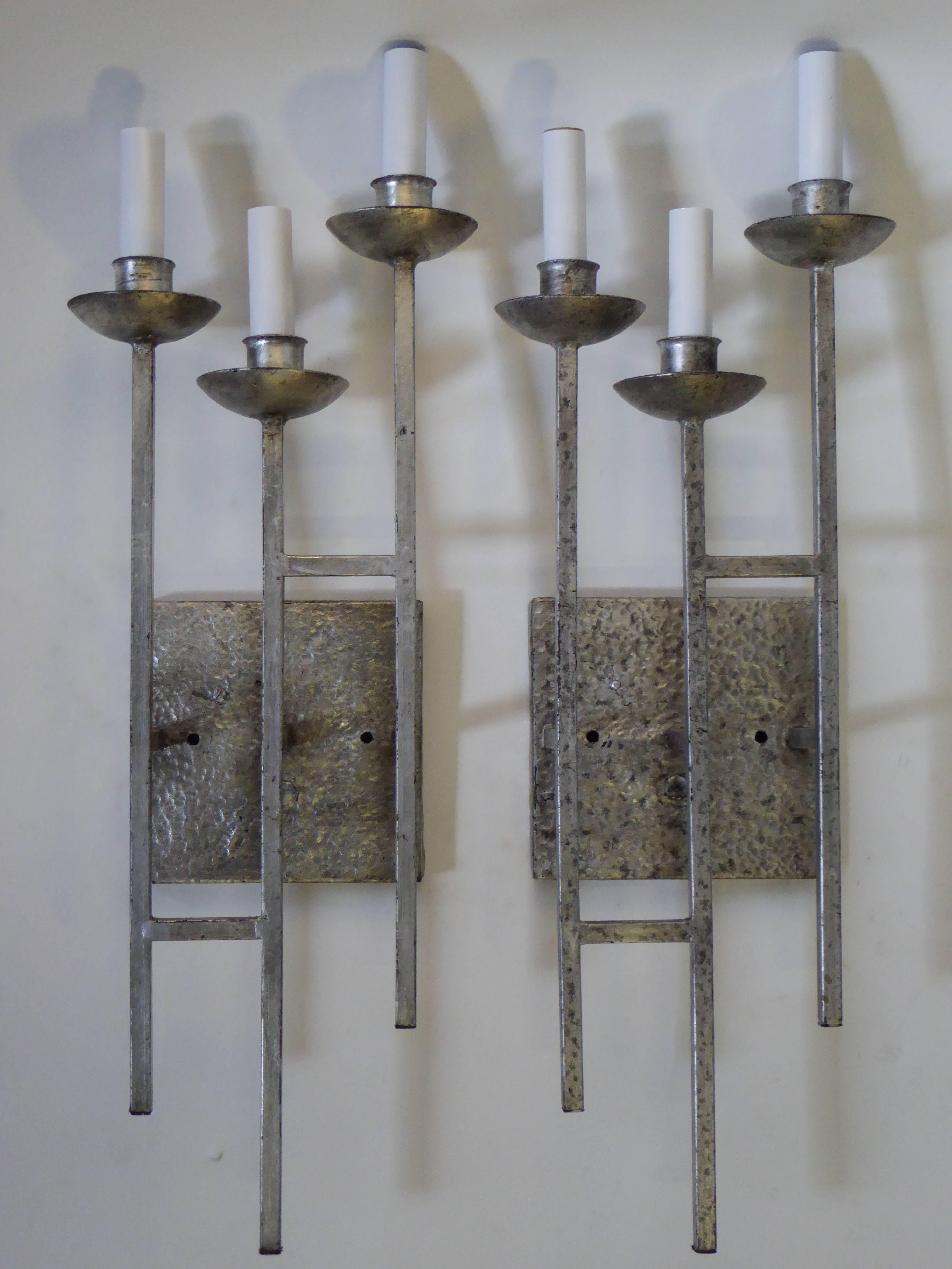 1960s Brutalist Modern Hammered Silvered Metal Pair of Sconces Appliques 3