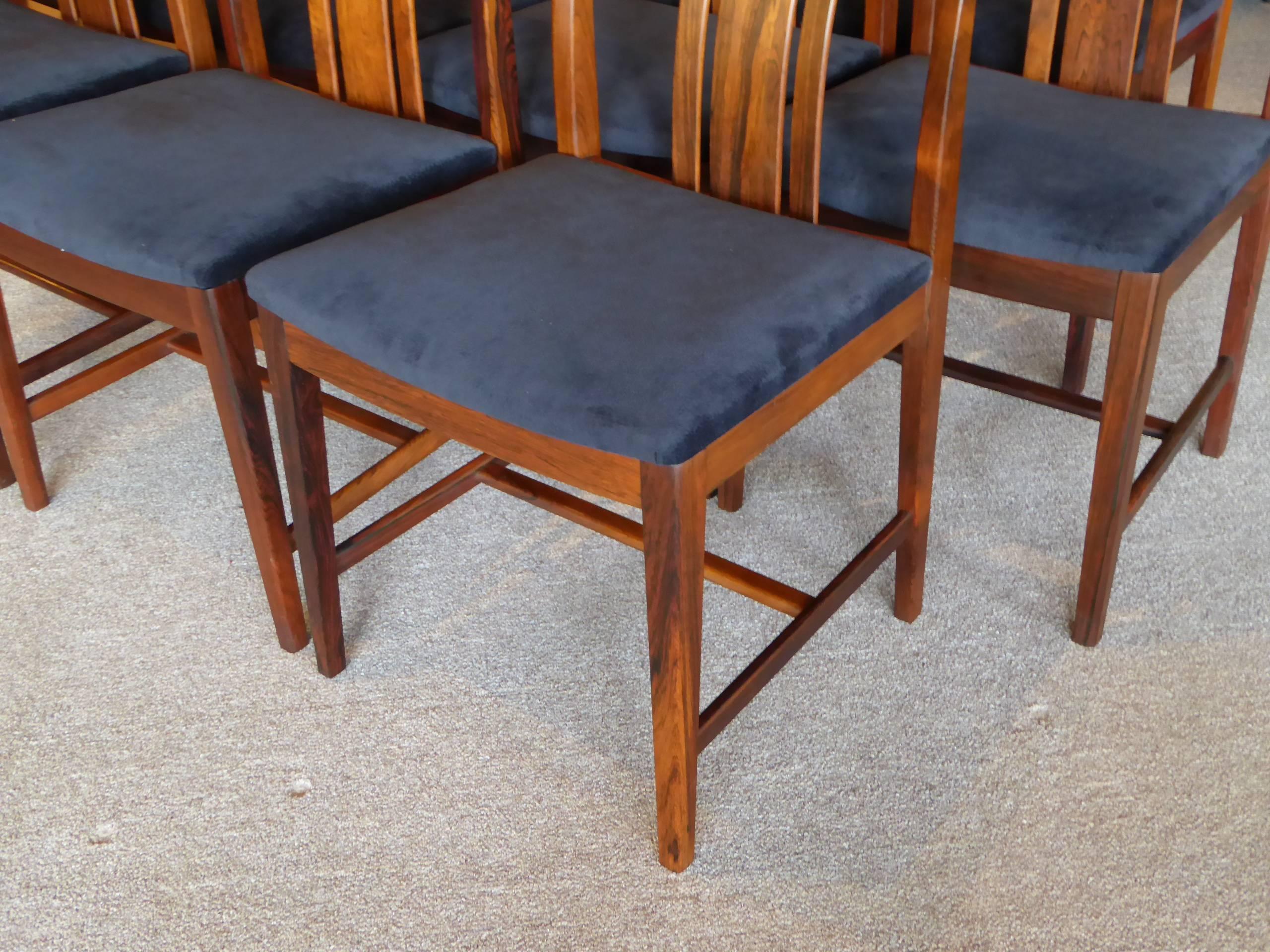 Mid-20th Century Ten Fine Linde Nilsson Rosewood Modern Dining Chairs, Sweden