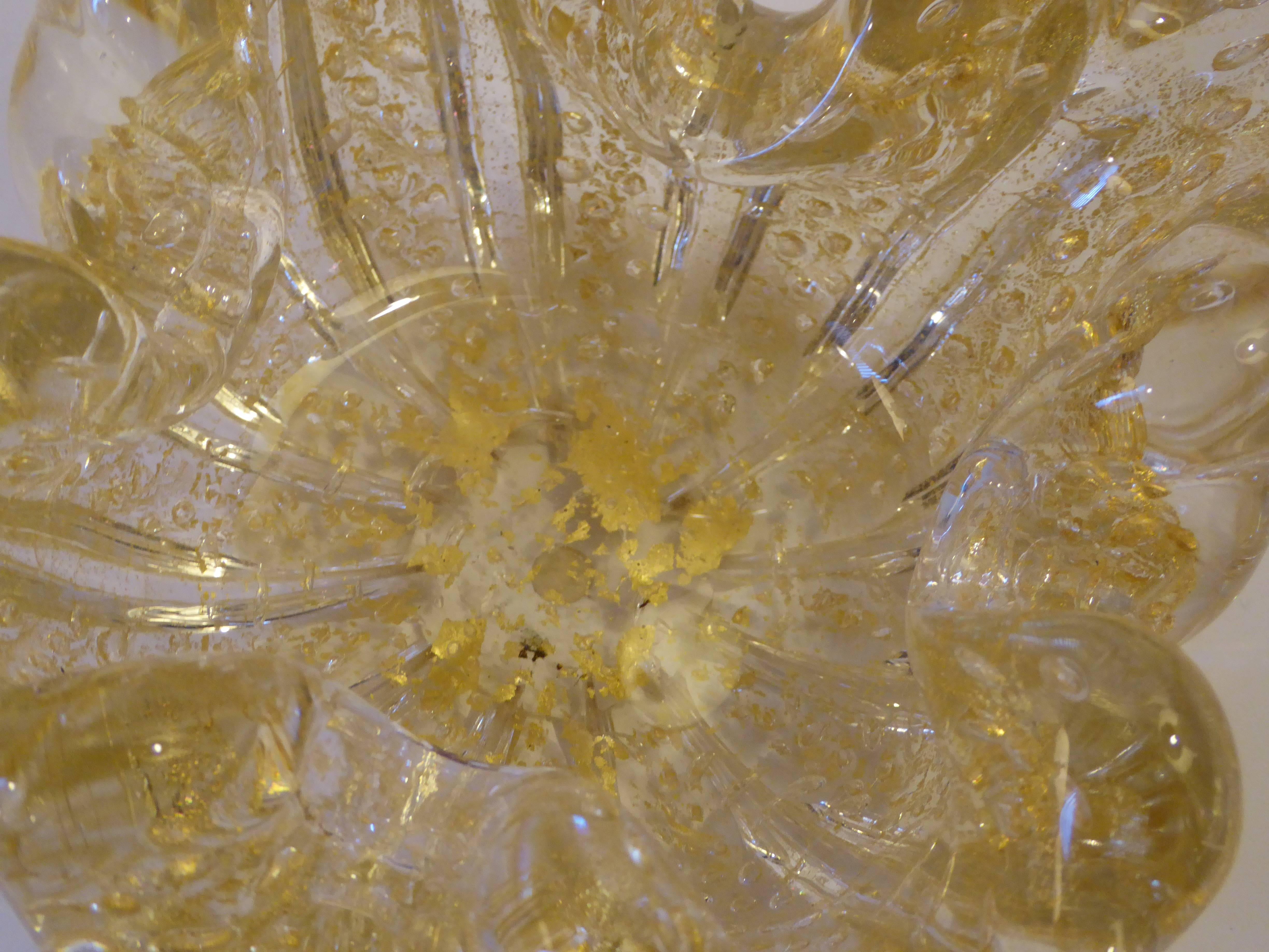 Mid-Century Modern Vase en verre soufflé infusé de feuilles d'or Barovier des années 1950 en vente