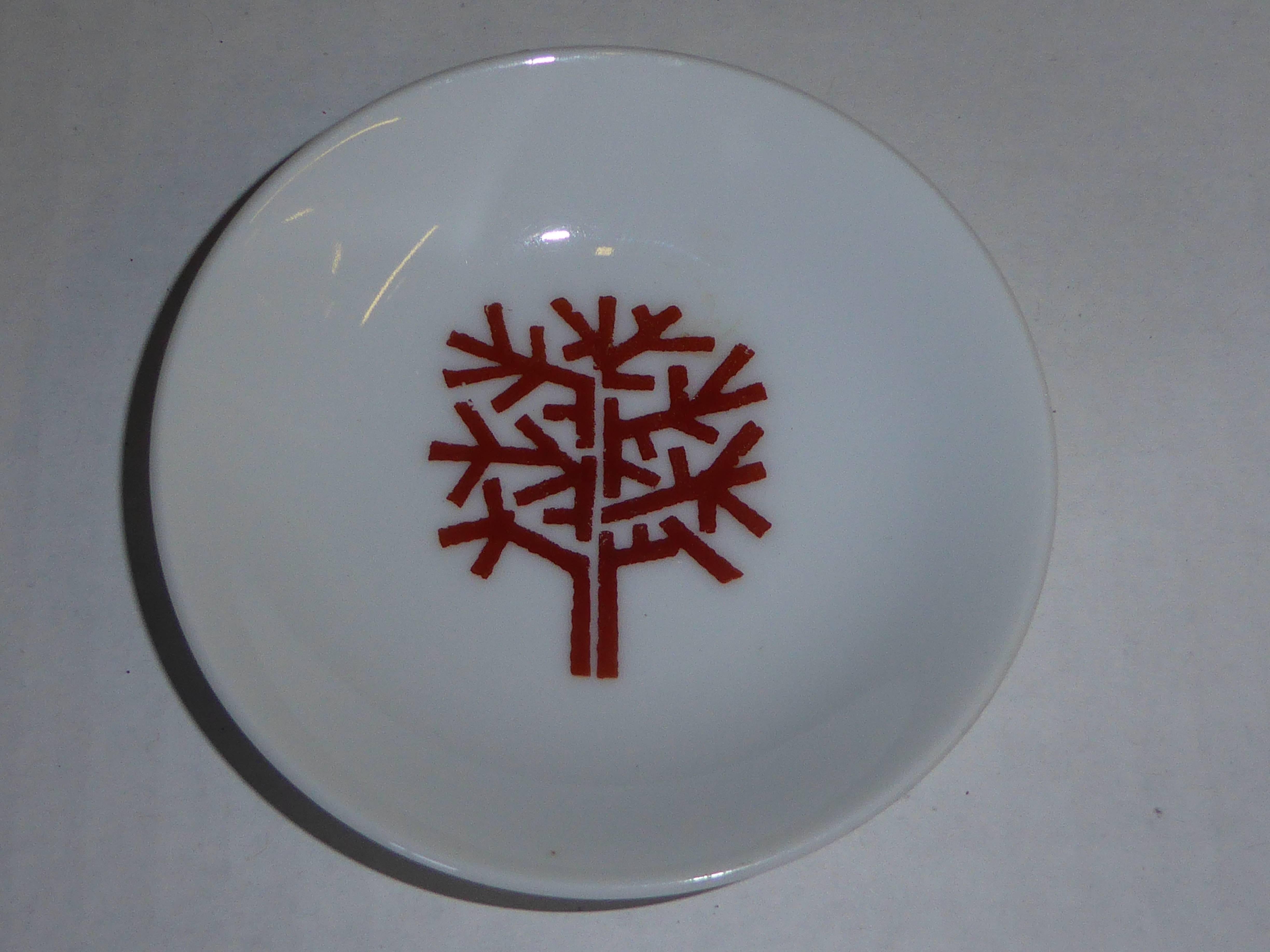 14 Four Seasons Restaurant Porcelain Dish Ashtrays 2