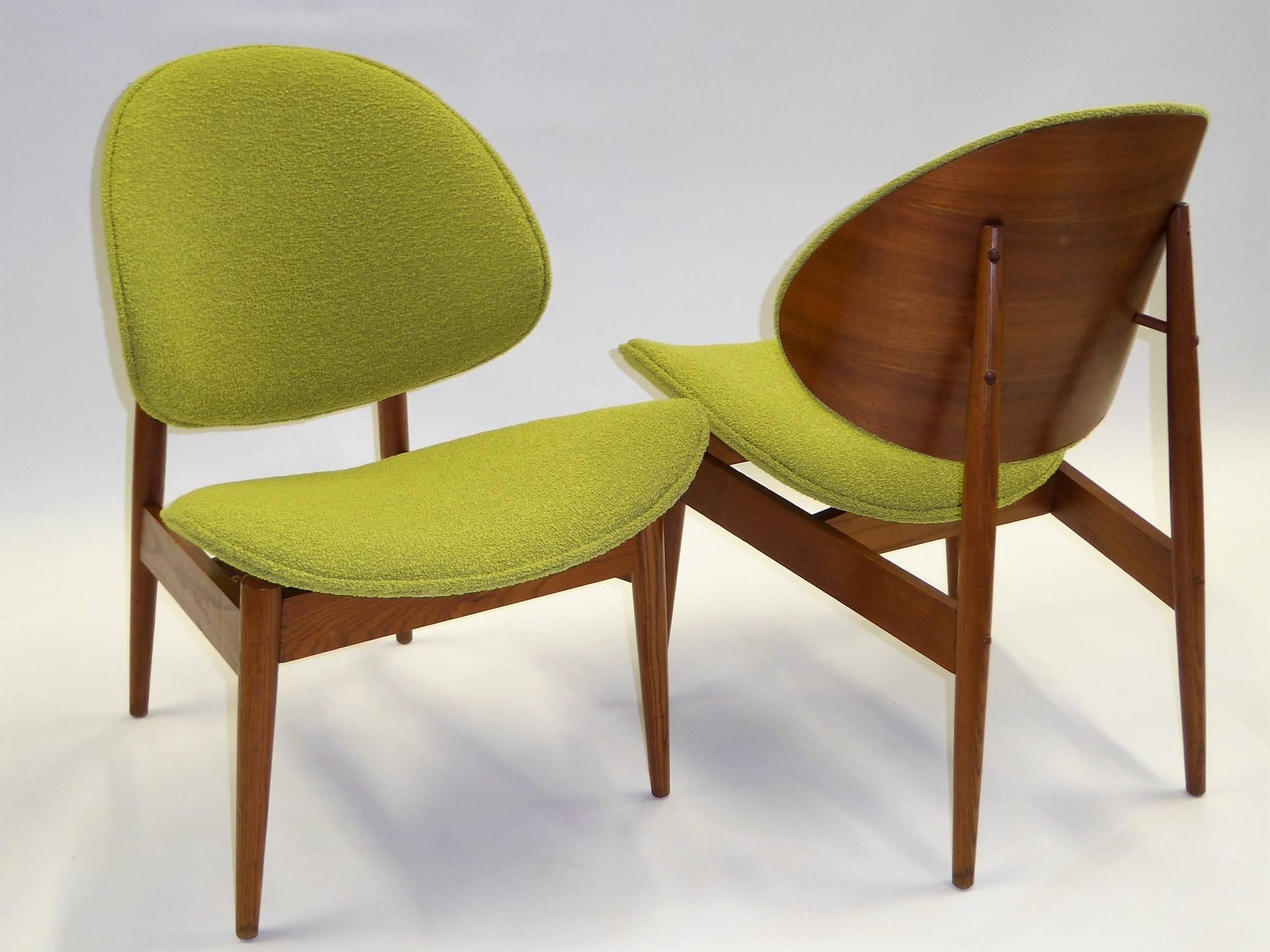 1950s Clam Shell Chairs by Seymour James Weiner for Kodawood In Excellent Condition In Miami, FL