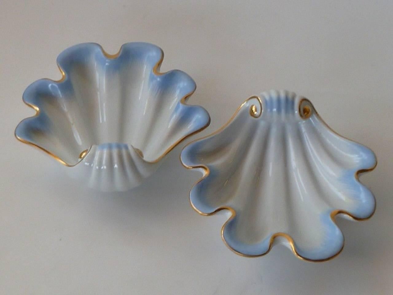 Art Deco Pair of Herend Hungary Modern Shell Porcelain Vessels, 1939