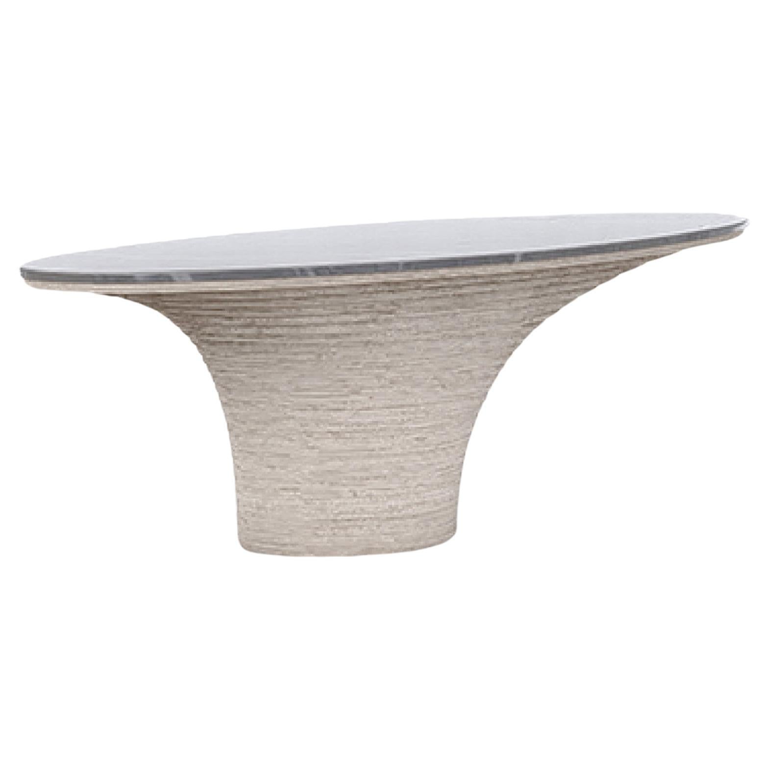 Table Orbit avec plateau en marbre de Piegatto, une table basse sculpturale