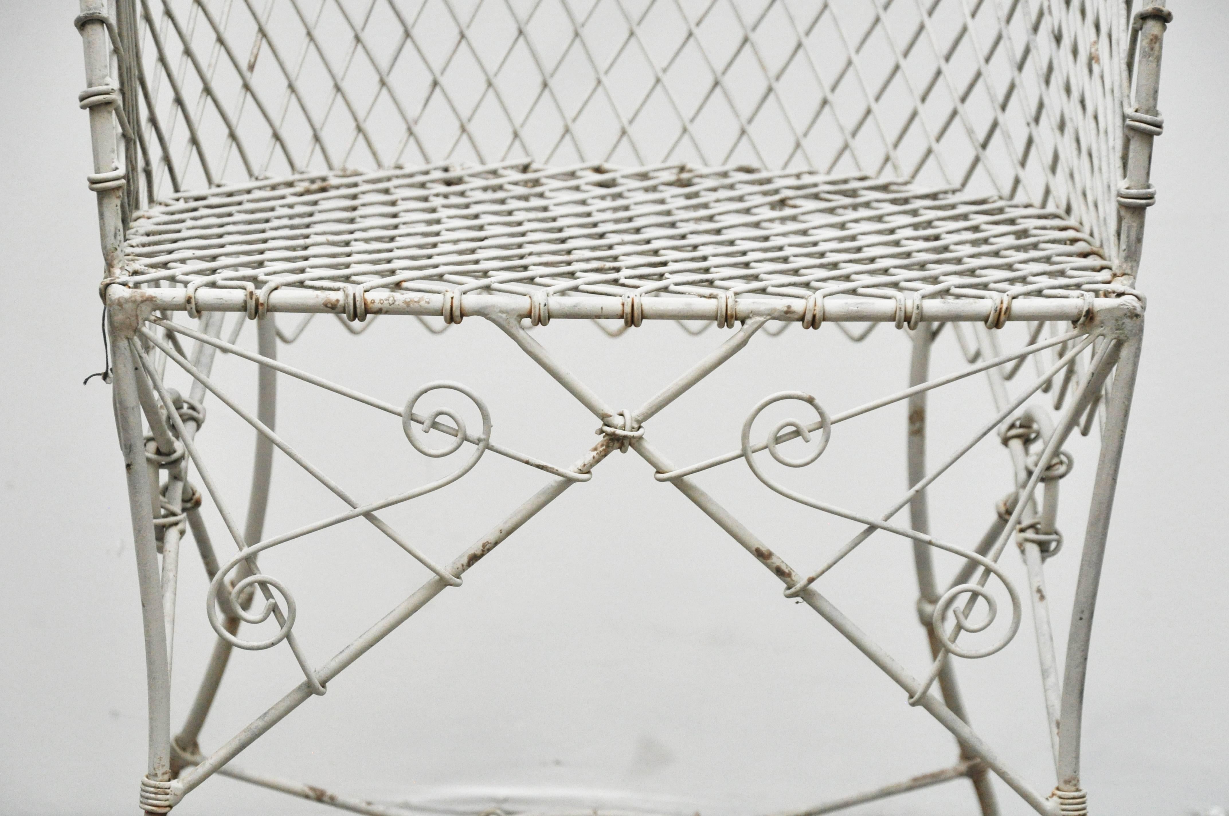 Early 20th Century Pair of Wire Chairs For Sale