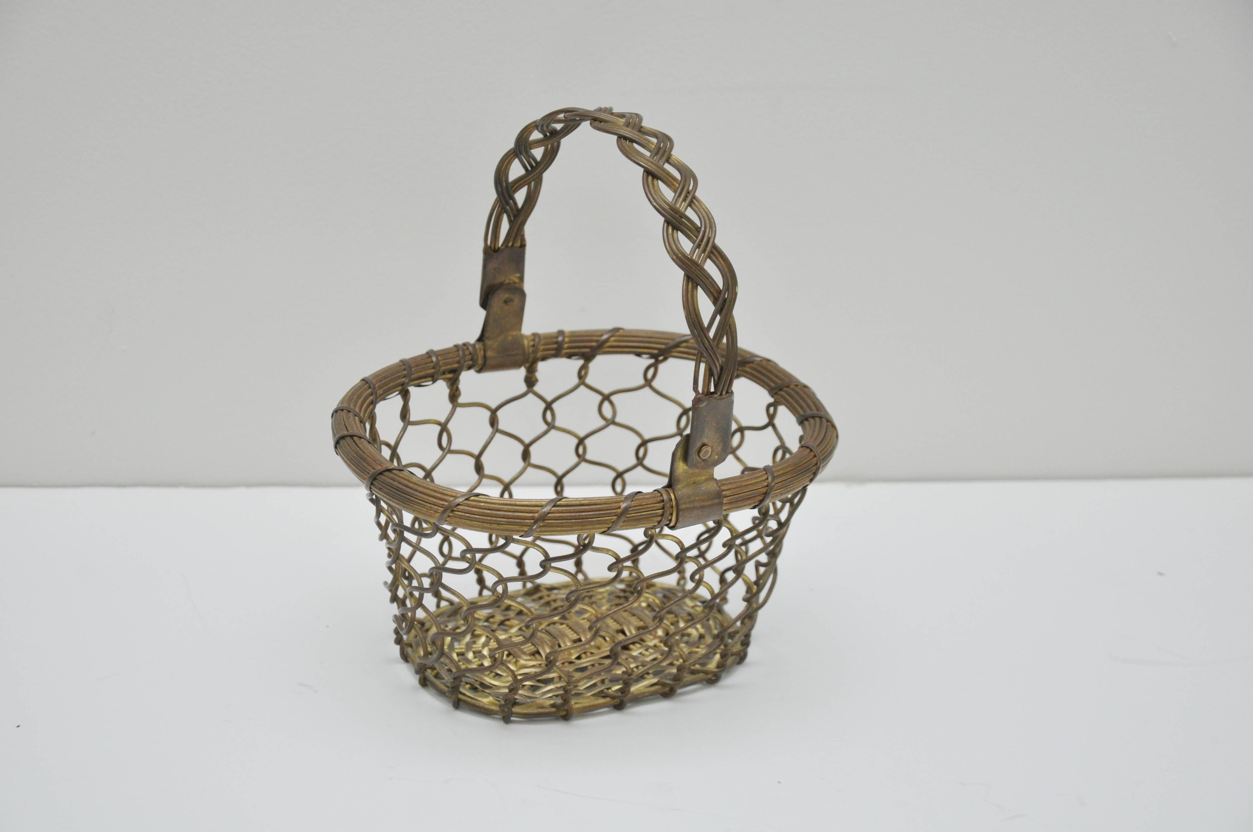 Set of Three French Wire Baskets In Good Condition For Sale In Geneva, IL