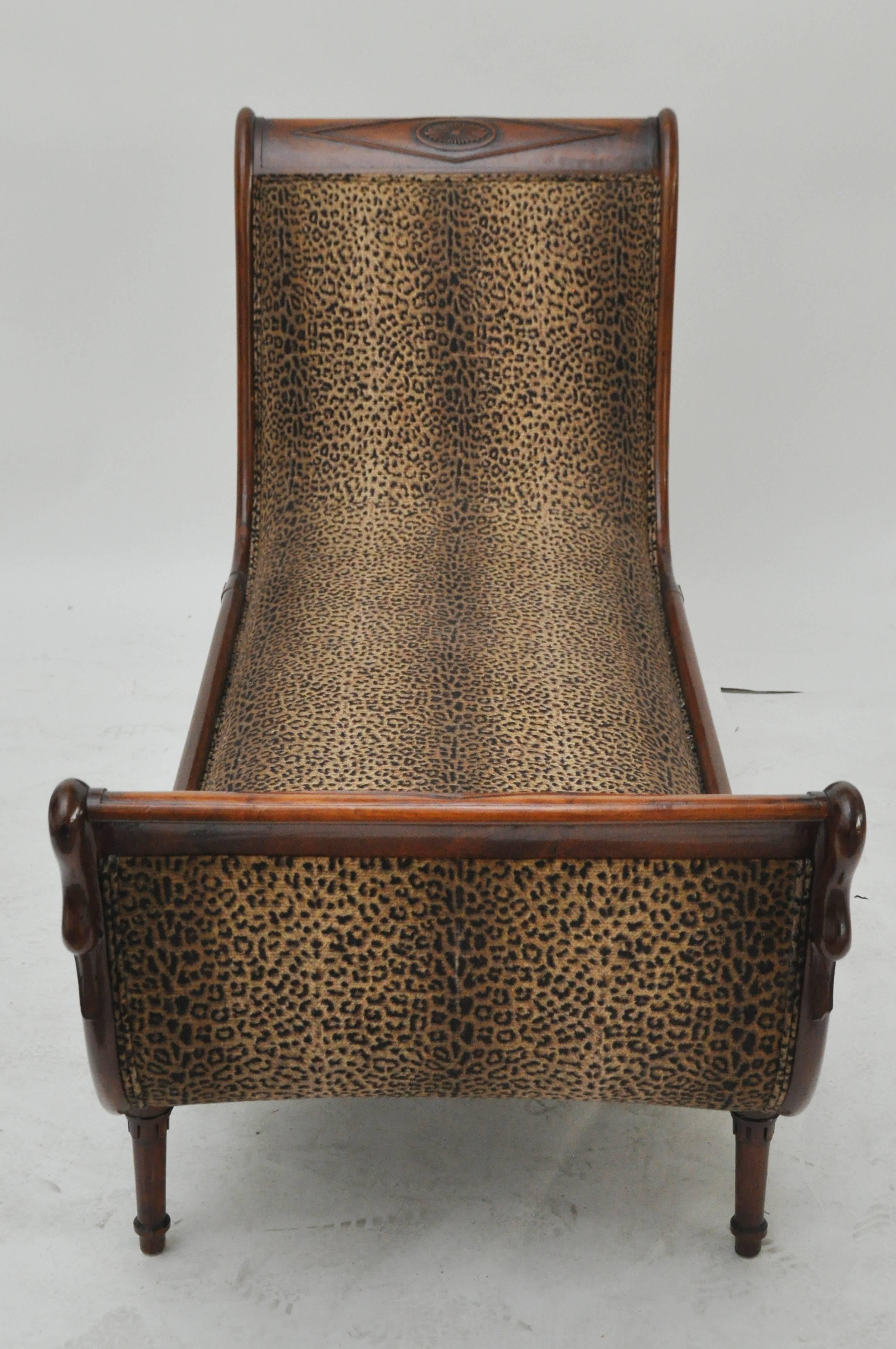 19th Century French Chaise Longue with Swans 2
