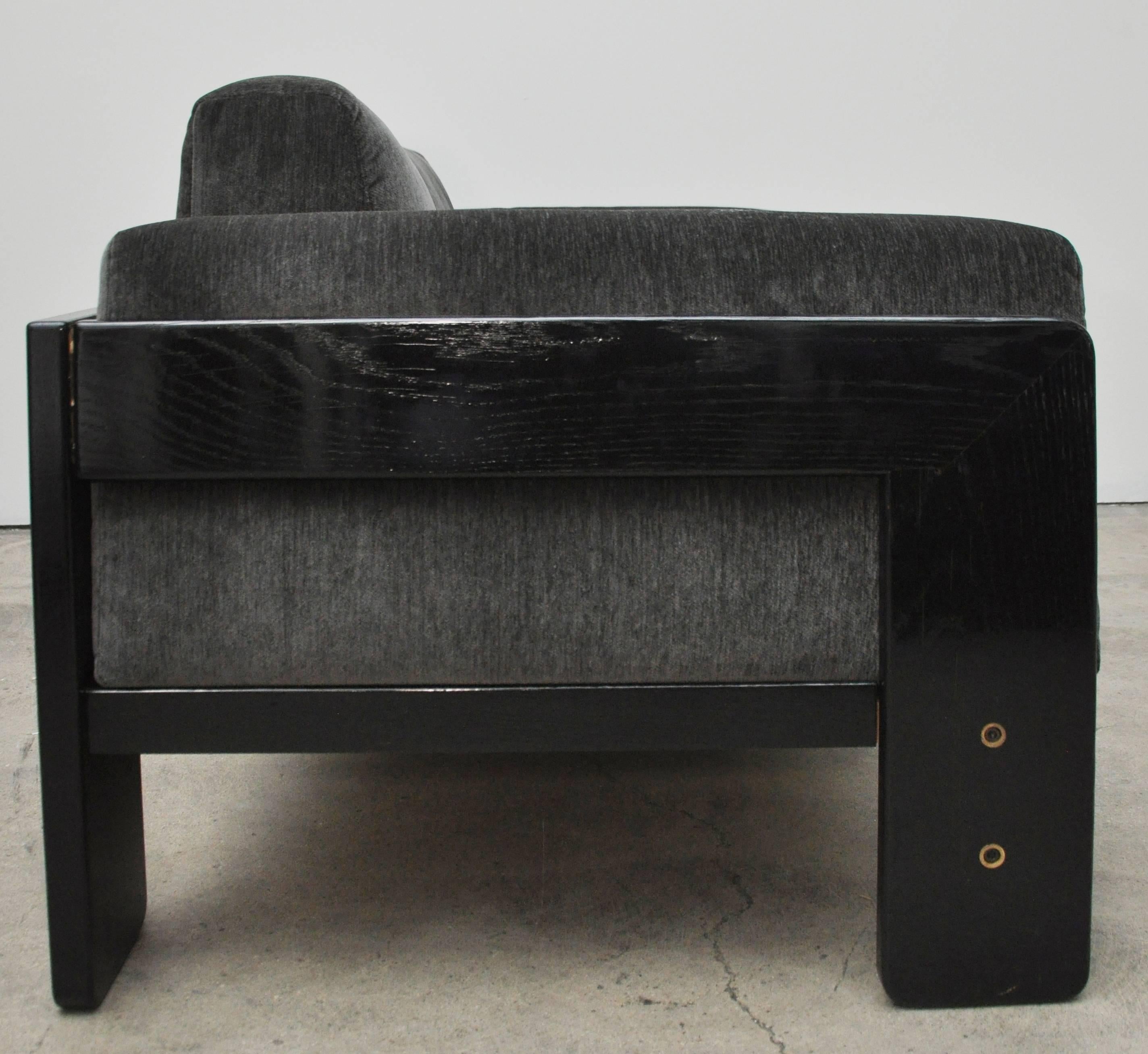 Bastiano Sofa by Tobia Scarpa, New Upholstery In Excellent Condition In Geneva, IL