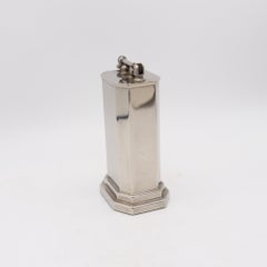 DOUGLASS 1926 Art Deco Skyscraper Desk-Table Petrol Lighter Plain Silver Plate