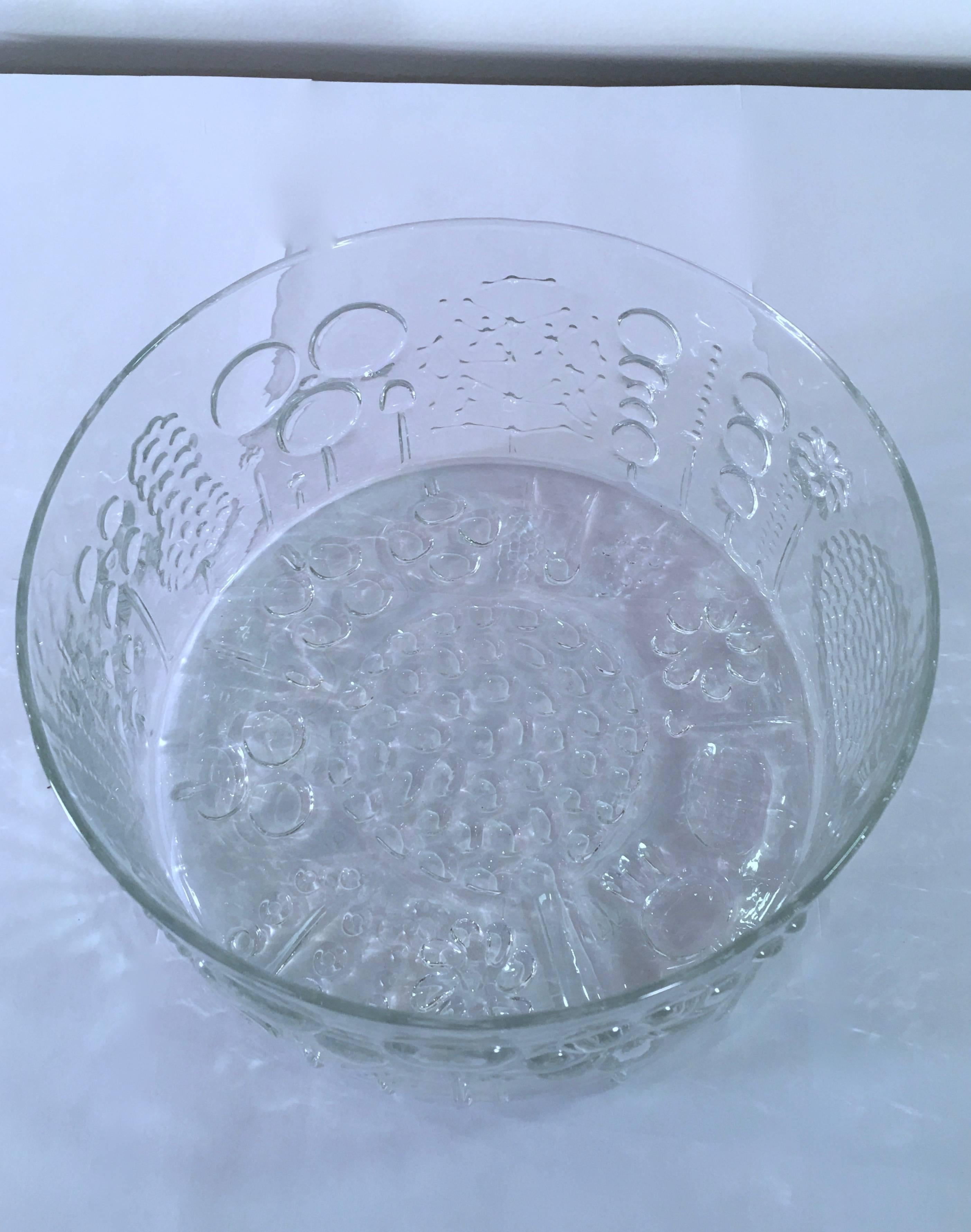 Finnish Large Art Glass Bowl by Oiva Toikka for Iittala, Finland For Sale