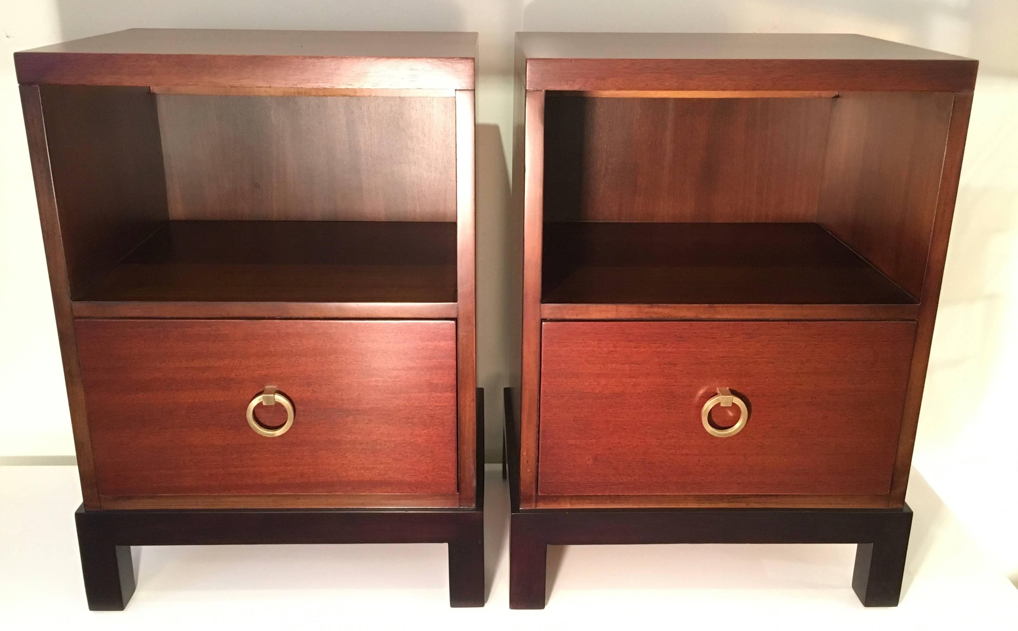 20th Century Pair of Nightstands by T.H. Robsjohn-Gibbings for Widdicomb For Sale