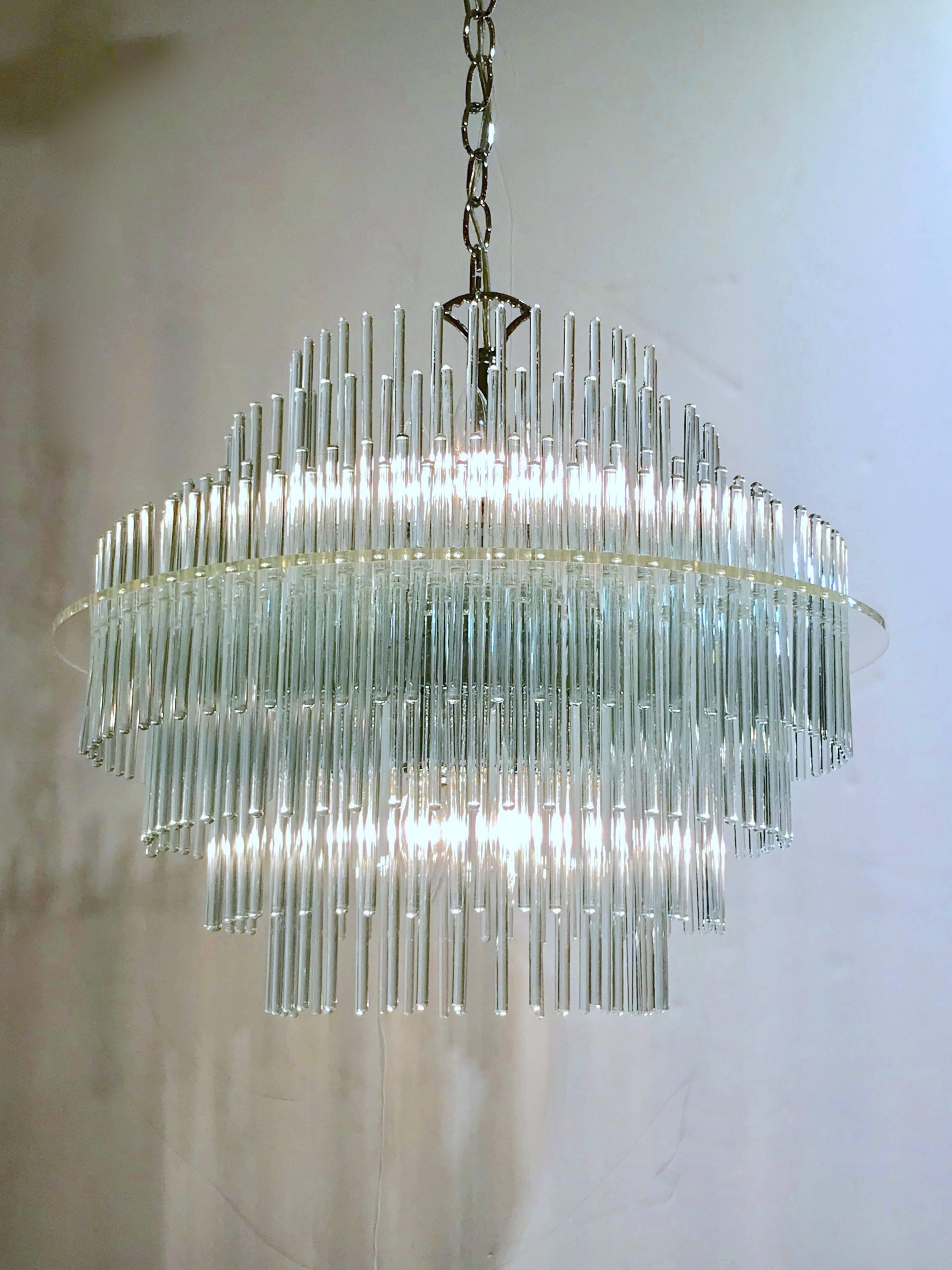 Chandelier by Gaetano Sciolari In Good Condition For Sale In New York, NY