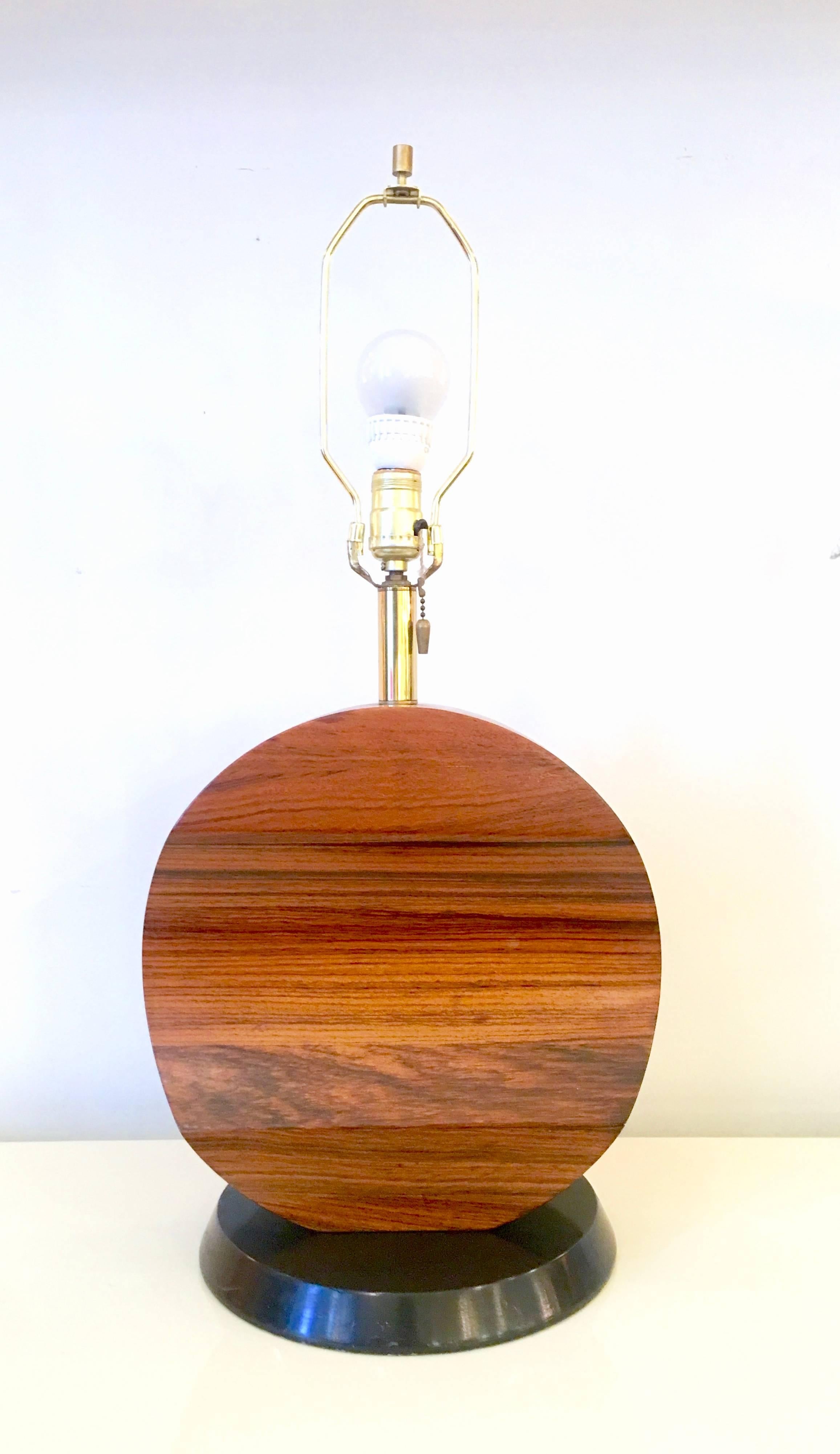 Pair of Sculptural Rosewood Lamps In Good Condition For Sale In New York, NY